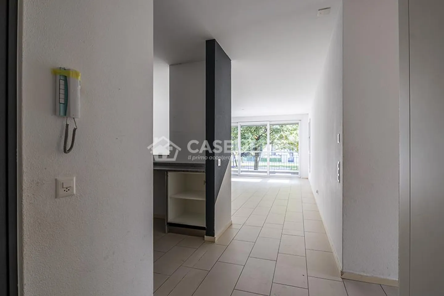 ELEGANTE 3.5 ZIMMER IN BELLINZONA MIT GARTEN - Foto 5 von 12