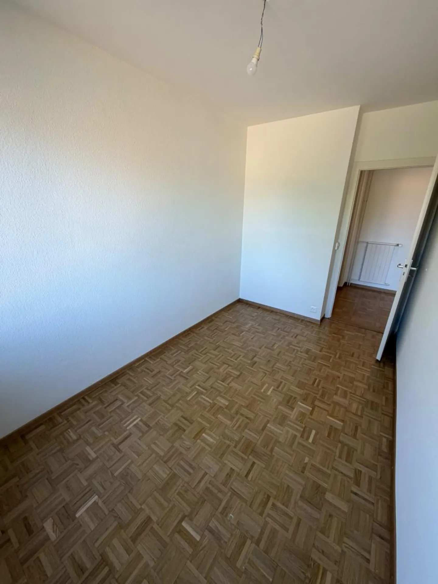 4-room apartment - Photo 8 of 9