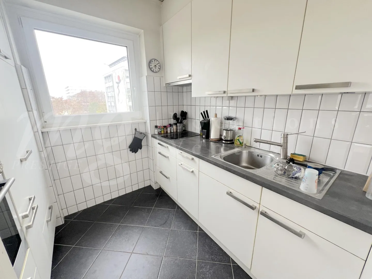 APPARTAMENTO CON 2 CAMERE - ARREDATO - GRANDE BALCONE - Foto 5 di 8