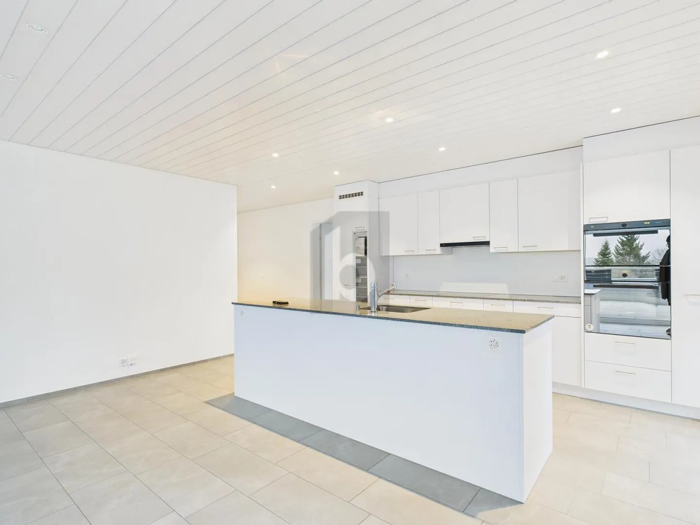 Moderne Attika mit grossem Balkon - Foto 2 von 6