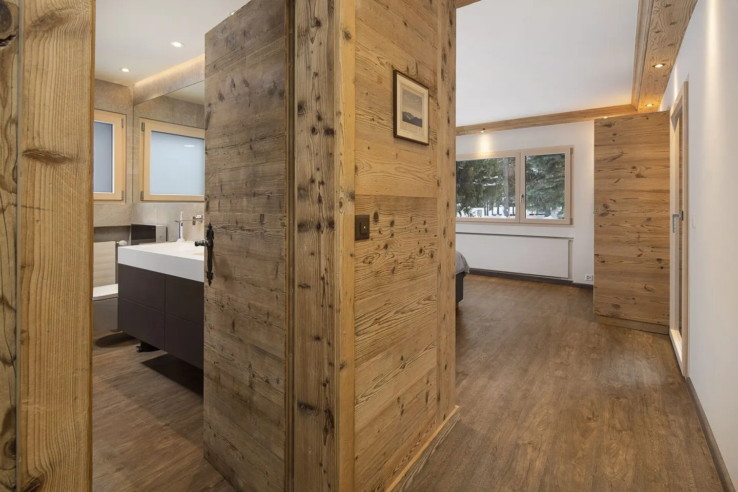 Appartamento duplex lussuoso completamente ristrutturato in affitto settimanale a Crans. - Foto 9 di 22
