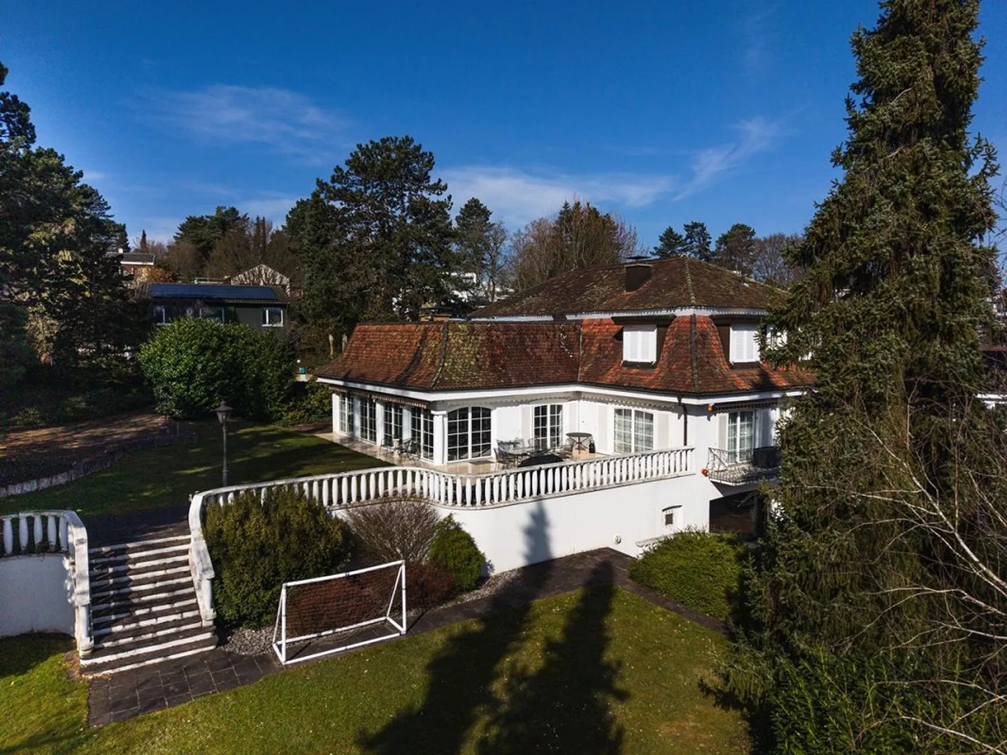 Très grande maison de campagne française avec de nombreux extras - Photo 4 sur 8