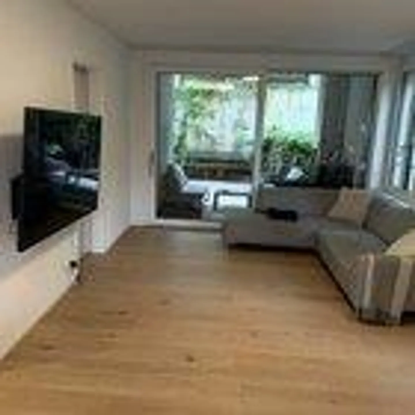 Room in Shared Apartment - Photo 4 of 5