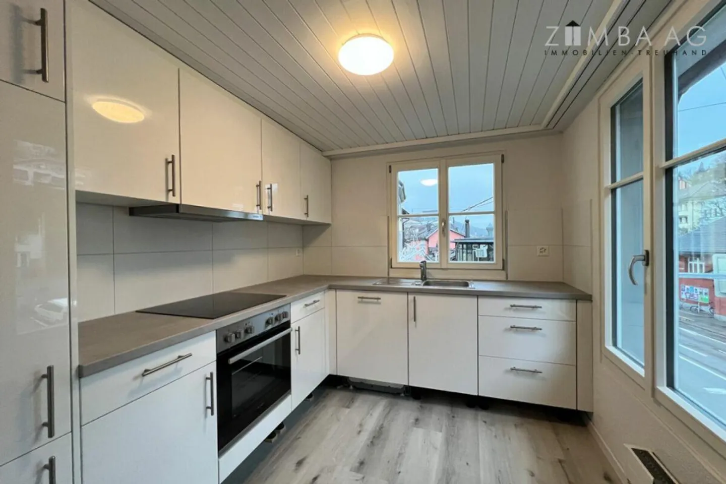 Old Town Maisonette with Fireplace - Photo 4 of 10