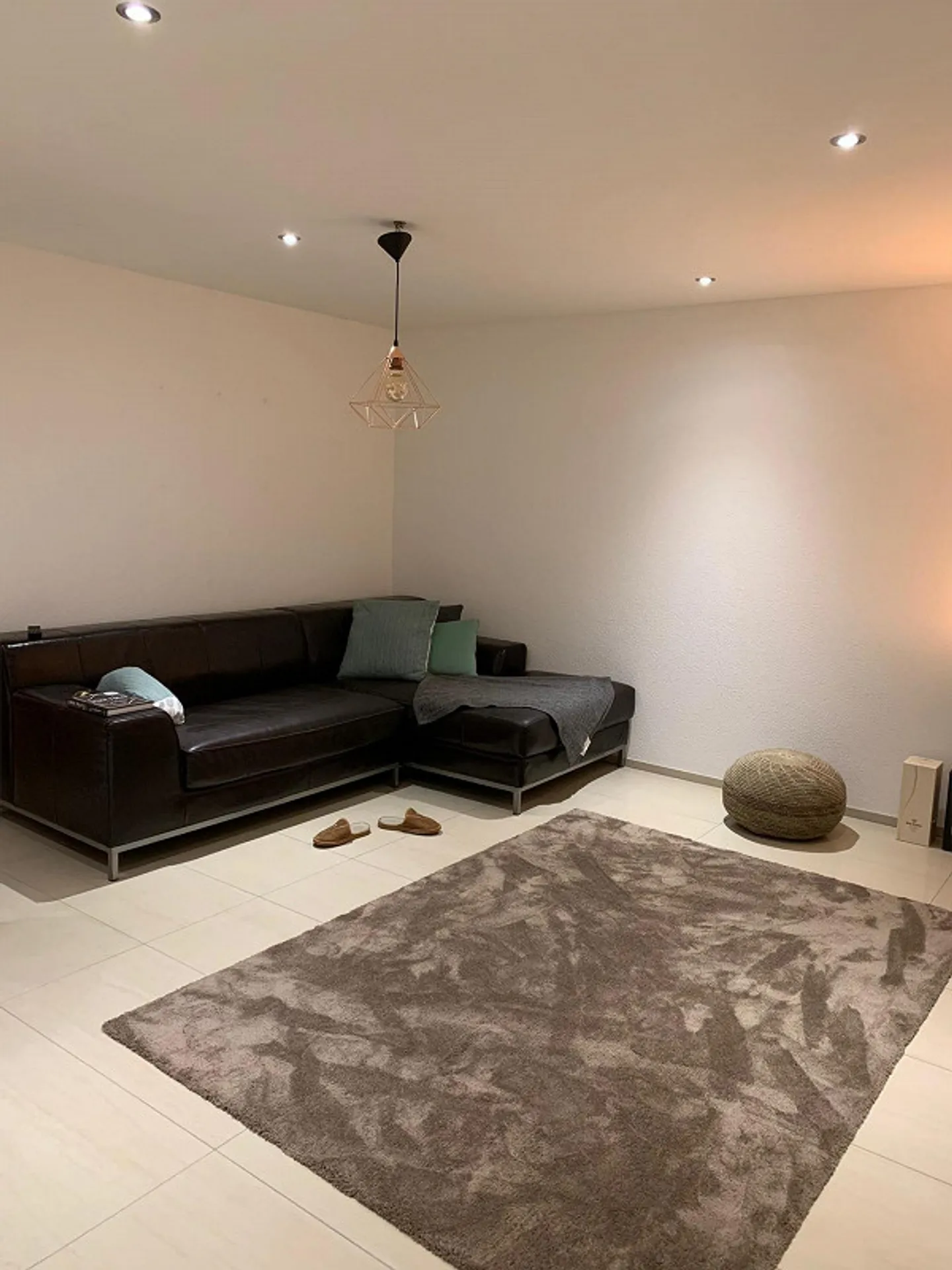 Charmante 2.5 Zimmer-Wohnung - Foto 2 von 12