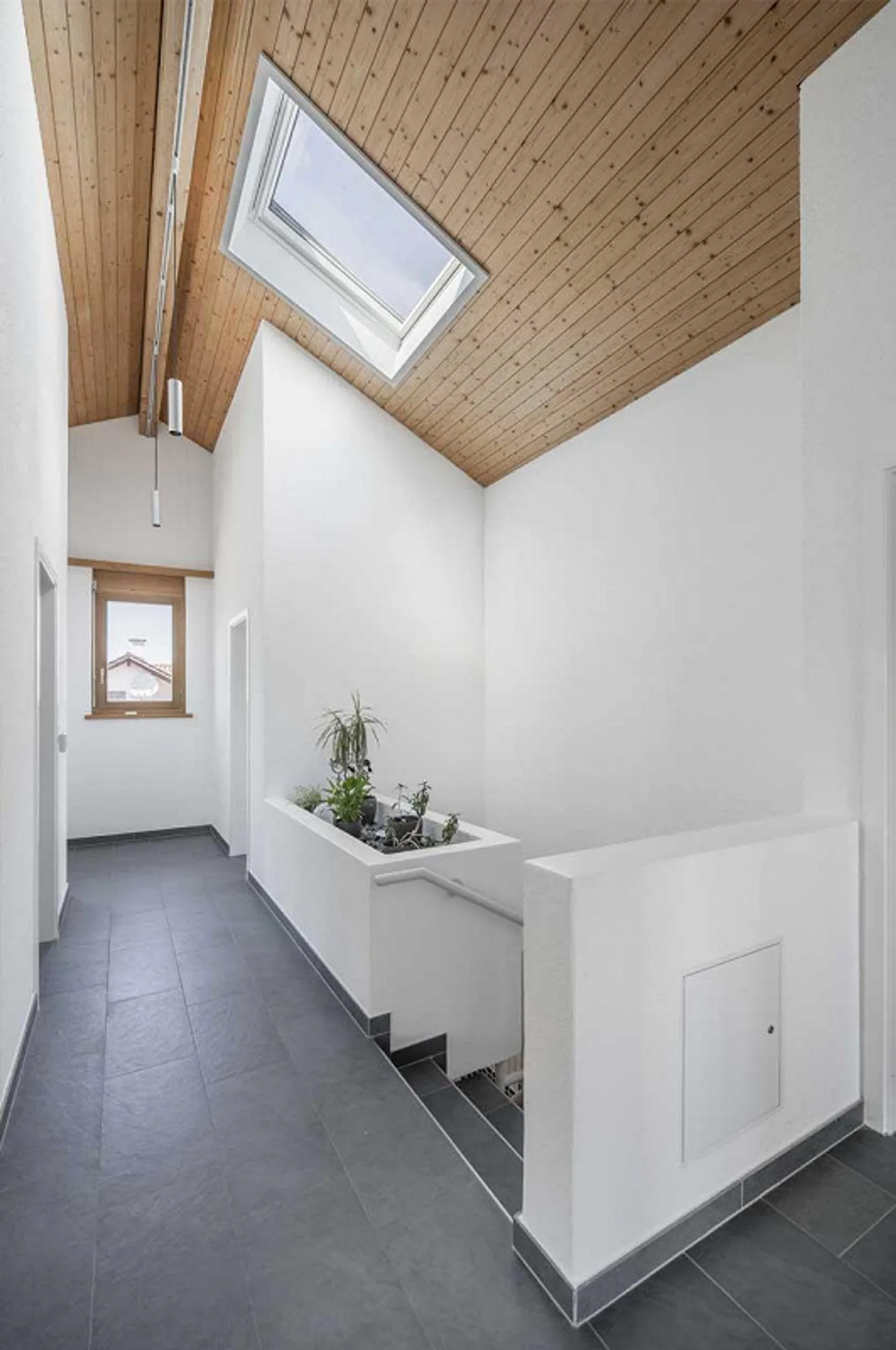 Casa con 7 stanze e studio - Foto 10 di 16