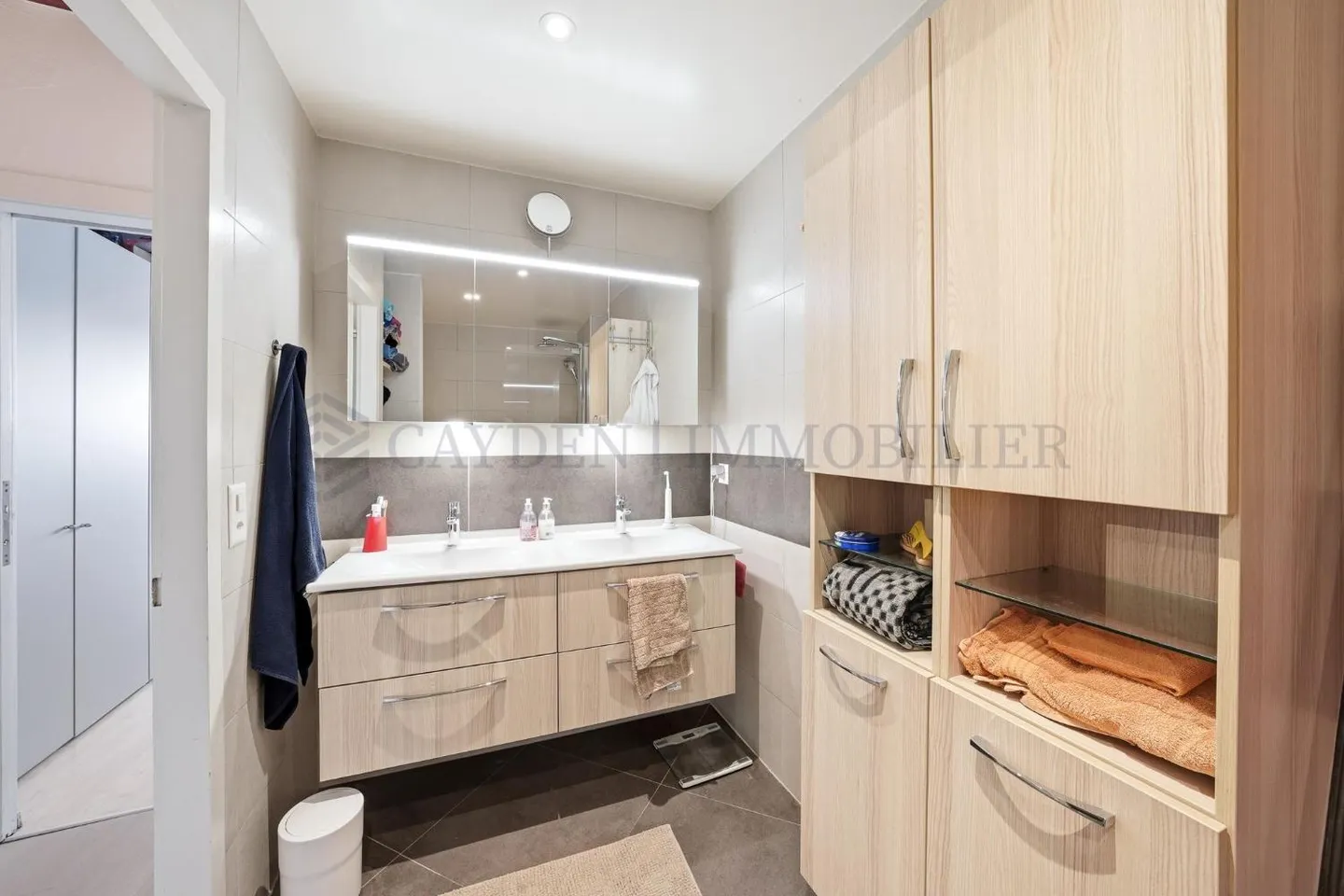 5-room apartment - Photo 7 of 7