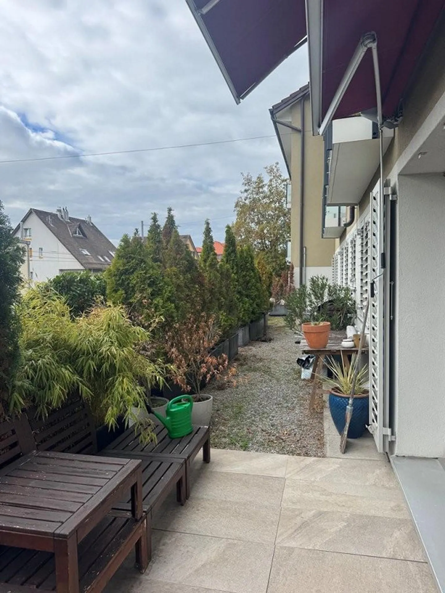 Moderno appartamento di 2,5 stanze in affitto a Zurigo Höngg - Foto 8 di 8