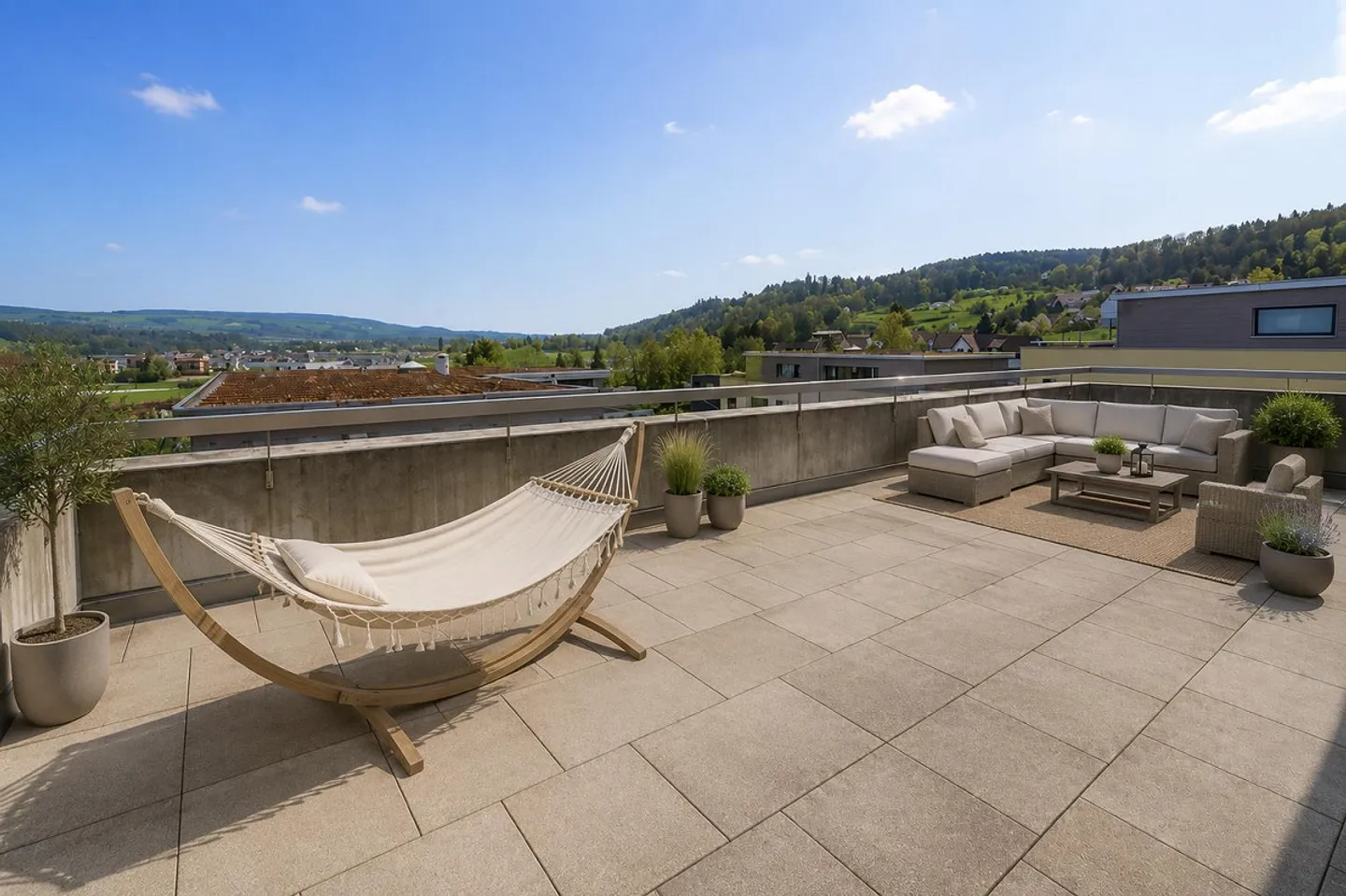 Moderne Attikawohnung mit Terrassen - Foto 7 von 9