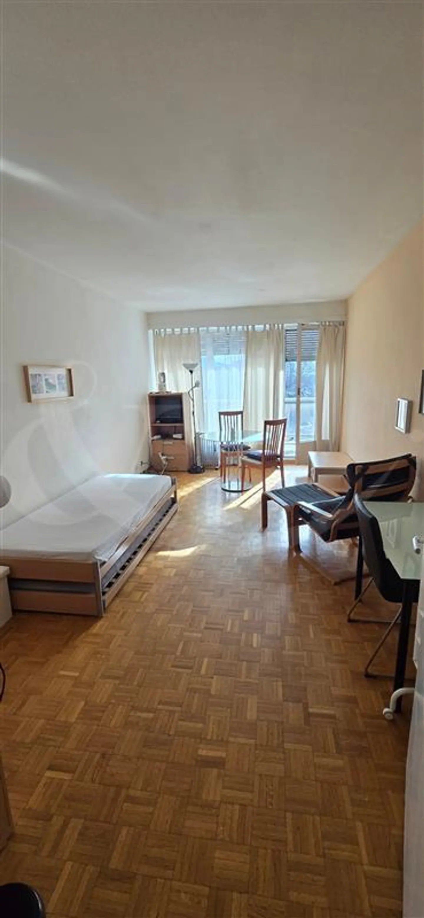 Appartement lumineux 2 pièces à Servette - Photo 1 sur 4