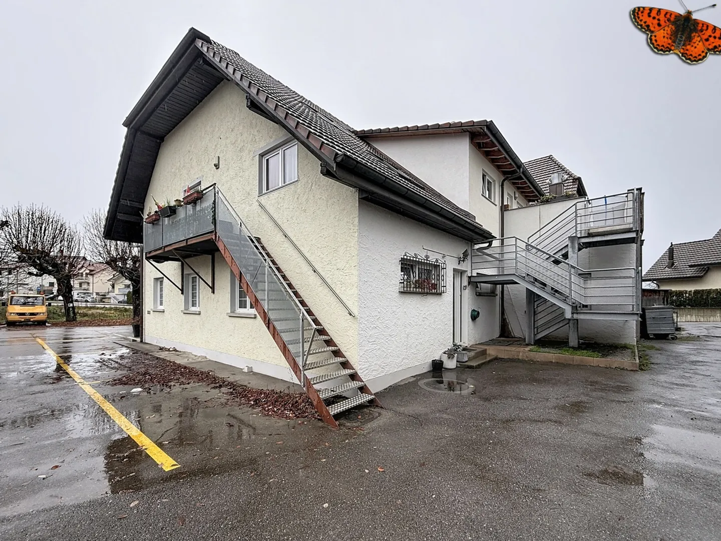 GERÄUMIGE 3 ½ ZIMMER - Mit einer Terrasse - Foto 2 von 10