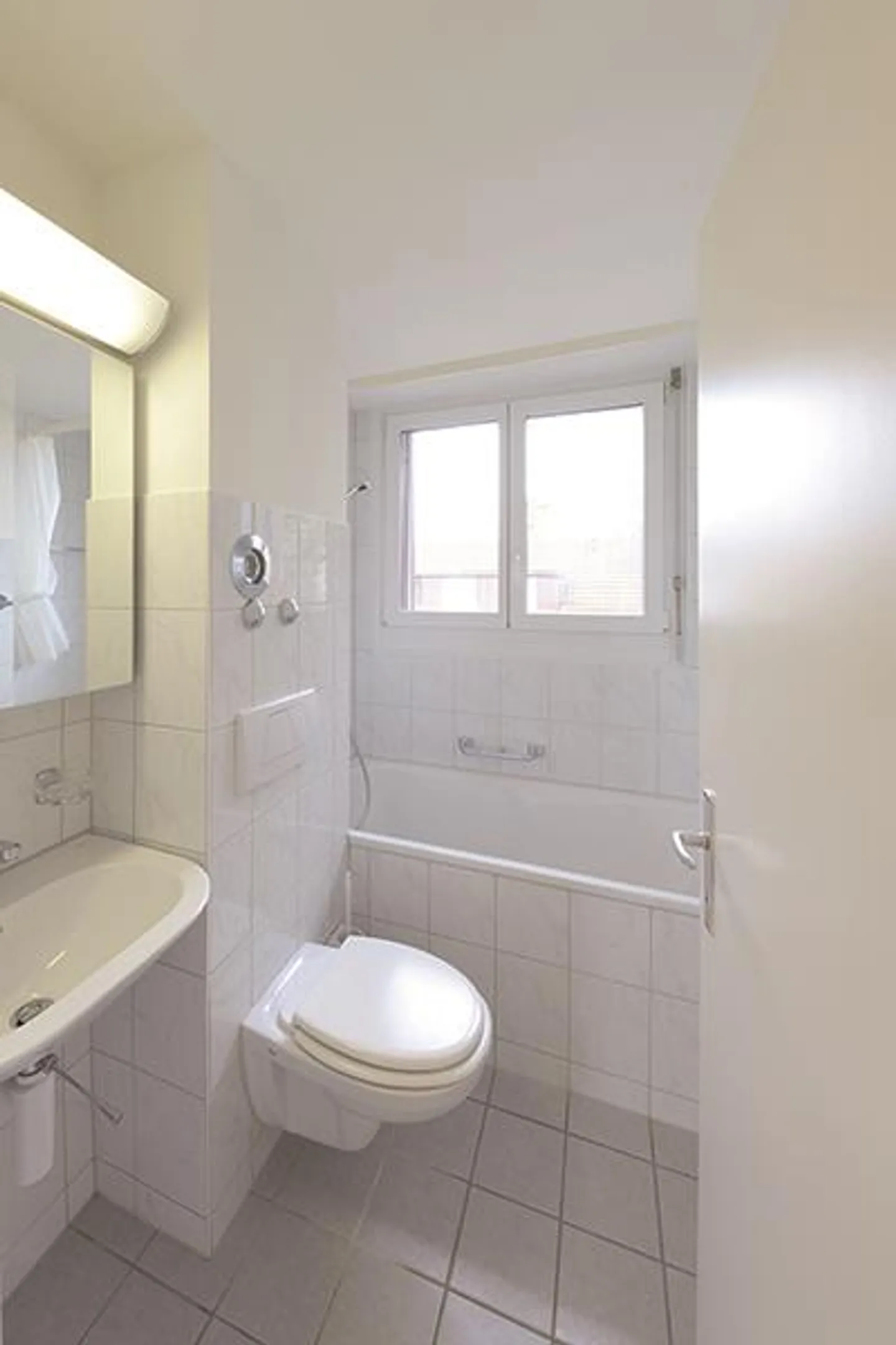 For singles or commuters - Photo 7 of 12