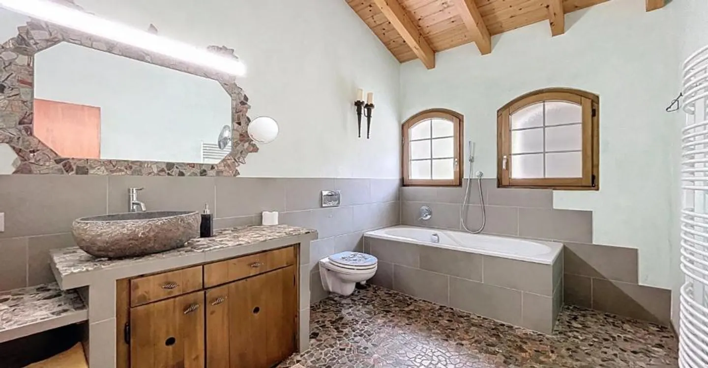 Elegante zeitgenössische Villa - Foto 9 von 10