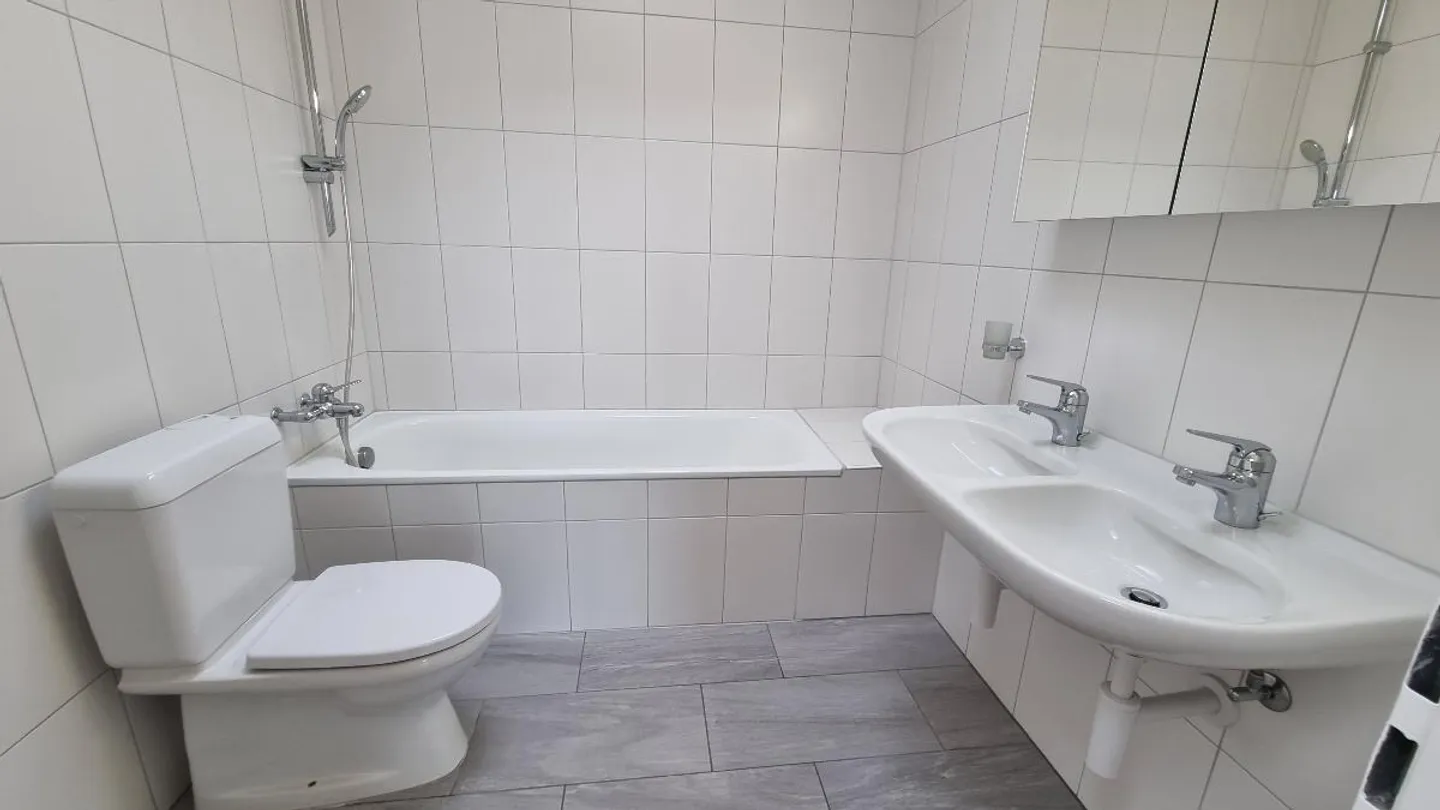 Appartement sous les combles de 5,5 pièces - Photo 2 sur 5