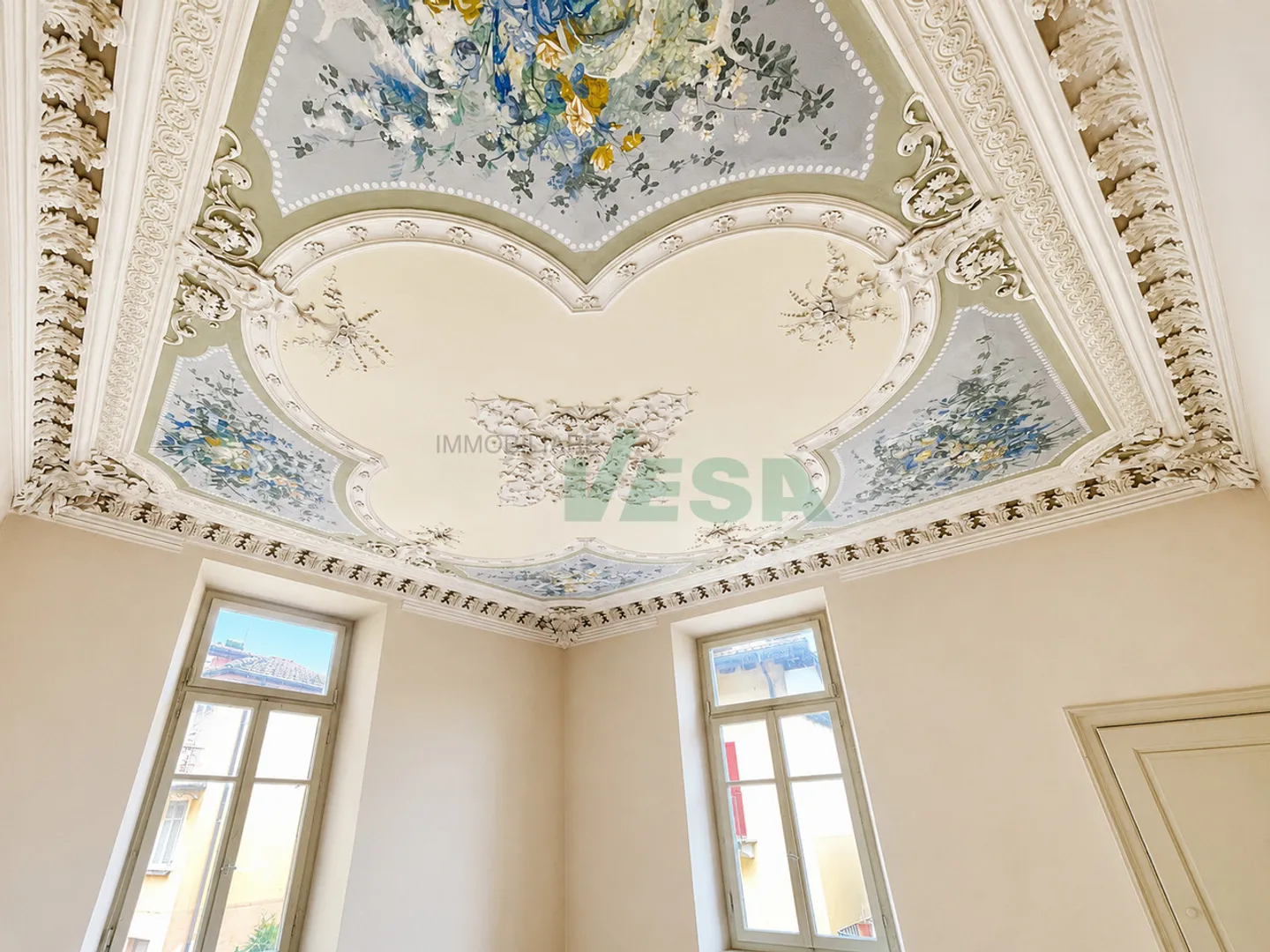 Affascinante casa ticinese con vista lago - Foto 2 di 15