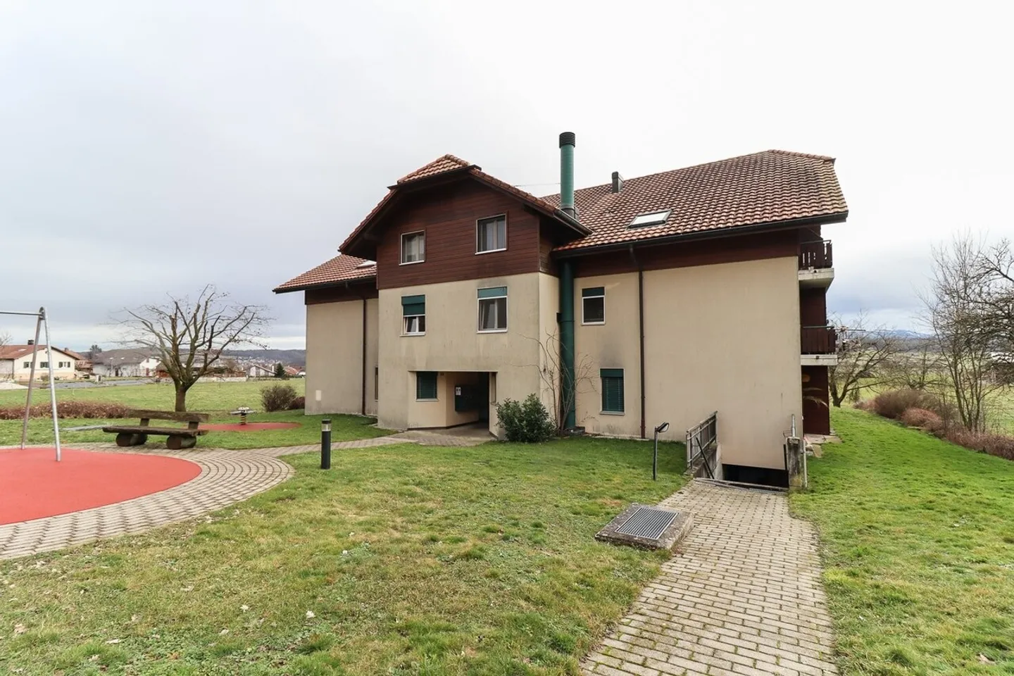 Your accommodation surrounded by greenery near Courtepin - Photo 1 of 11