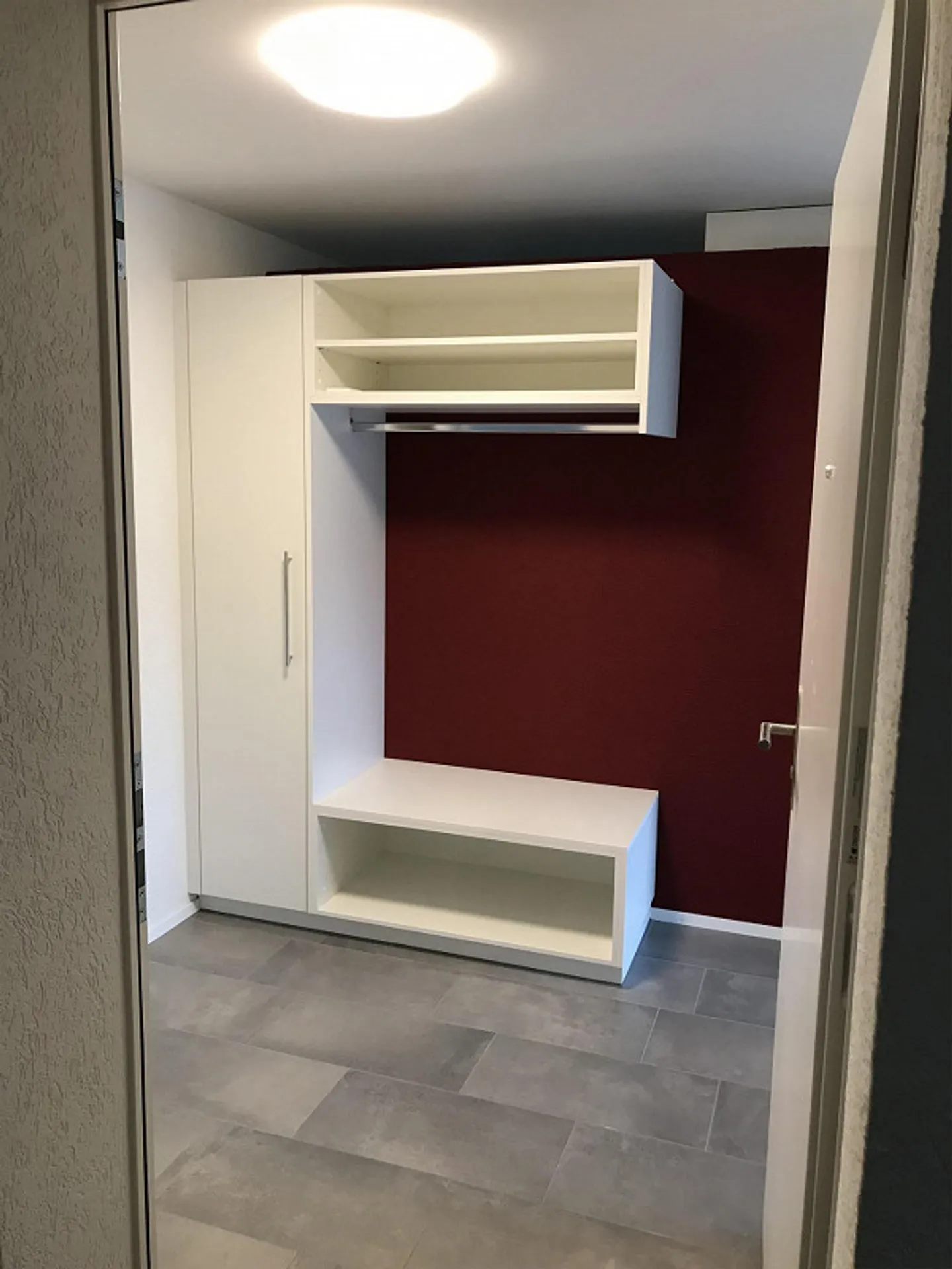 Modern 4.5-room apartment with loggia and garden seating area for rent - Photo 5 of 16