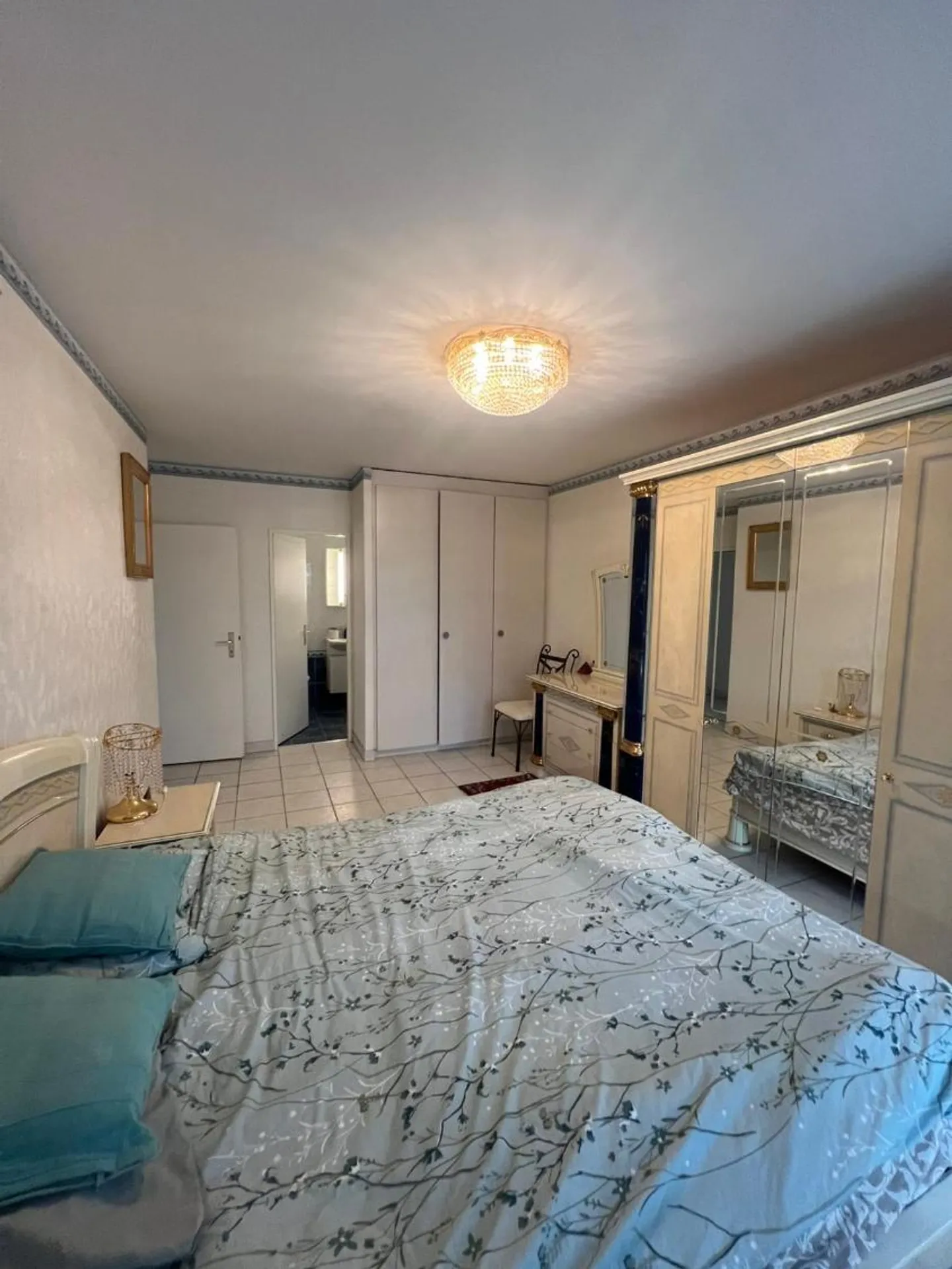5-room apartment furnished - Photo 8 of 13