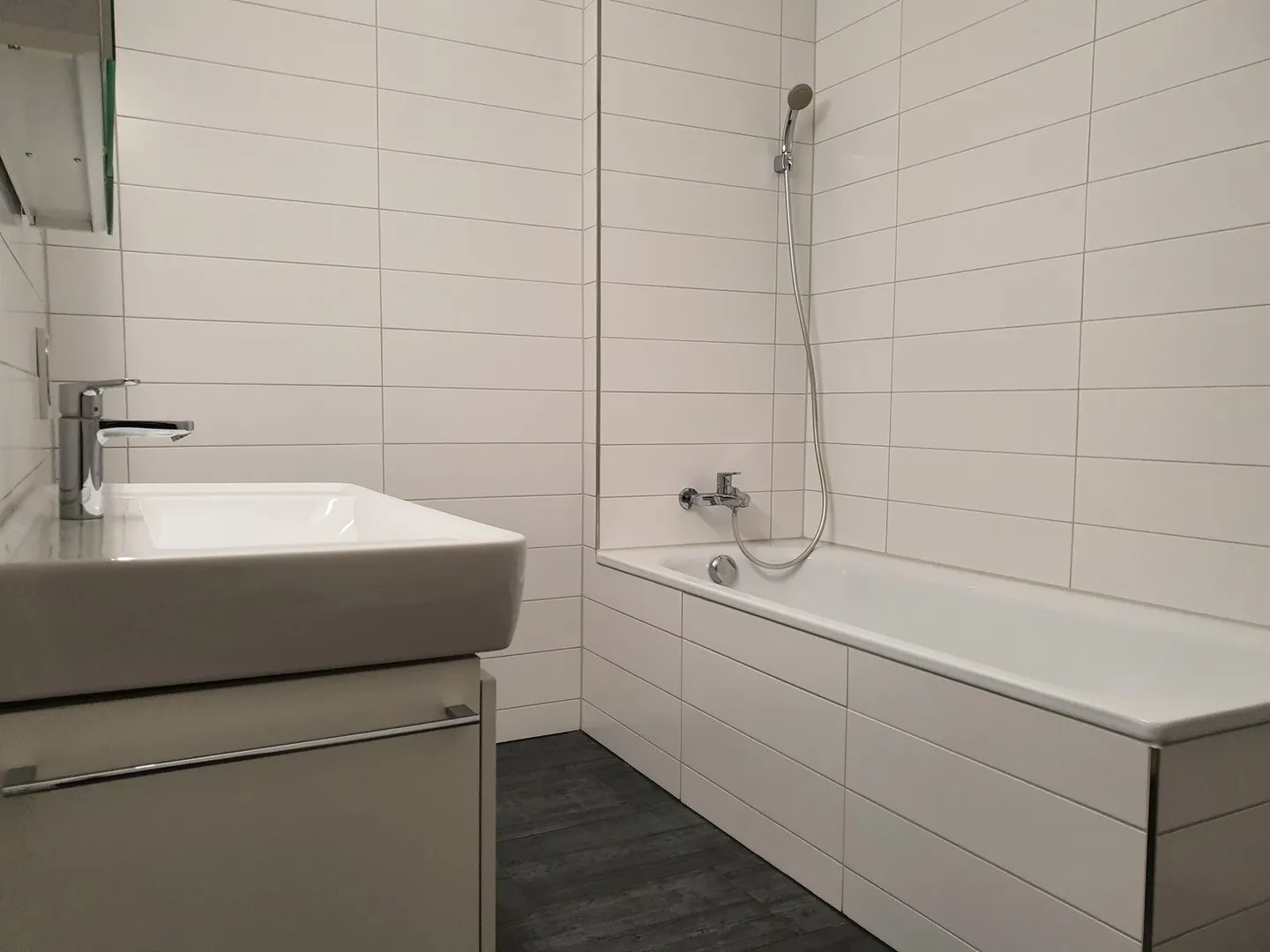 Appartement lumineux de 4,5 pièces au 2ème étage - Photo 7 sur 9