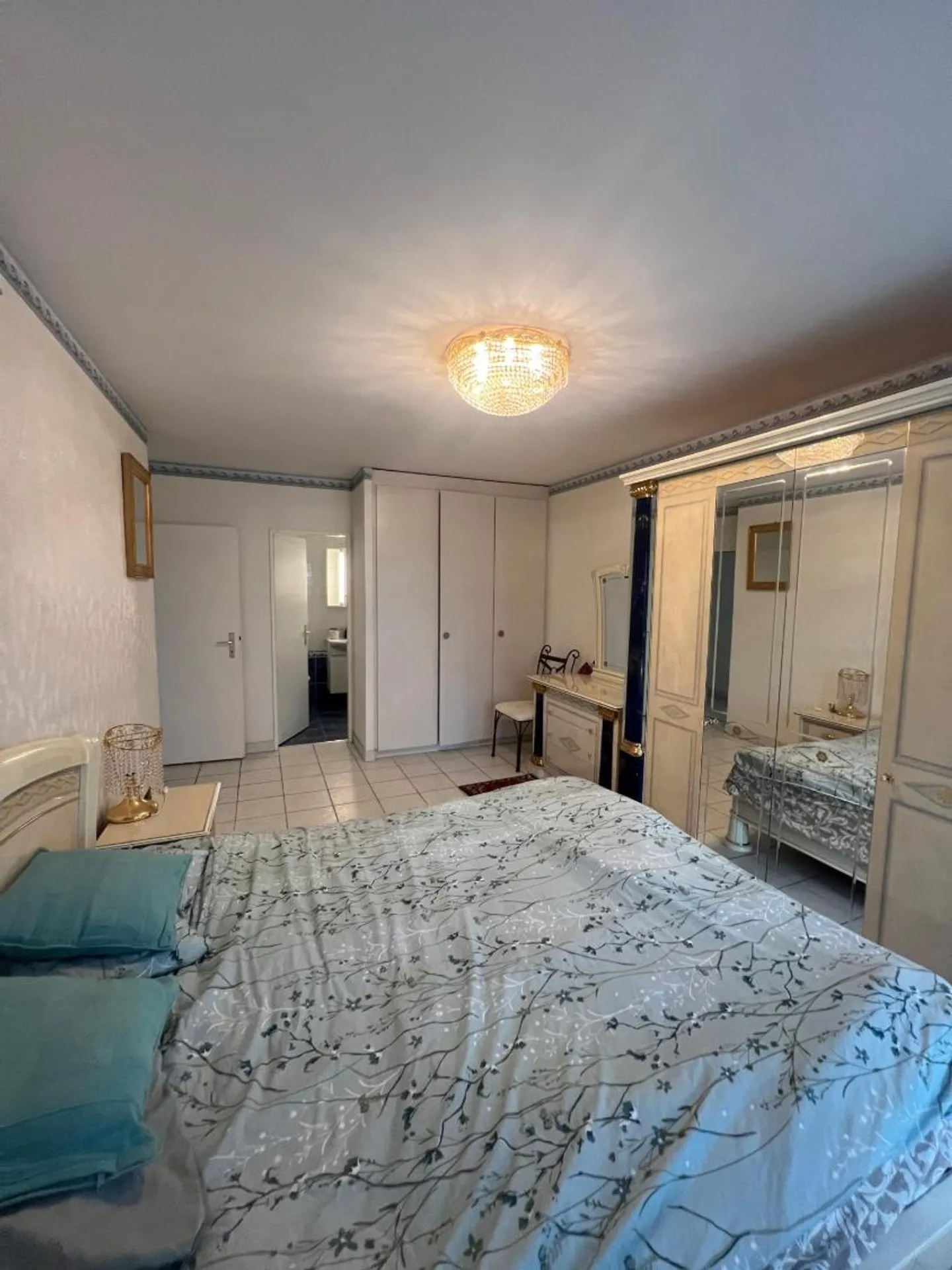 5-room apartment furnished - Photo 12 of 13