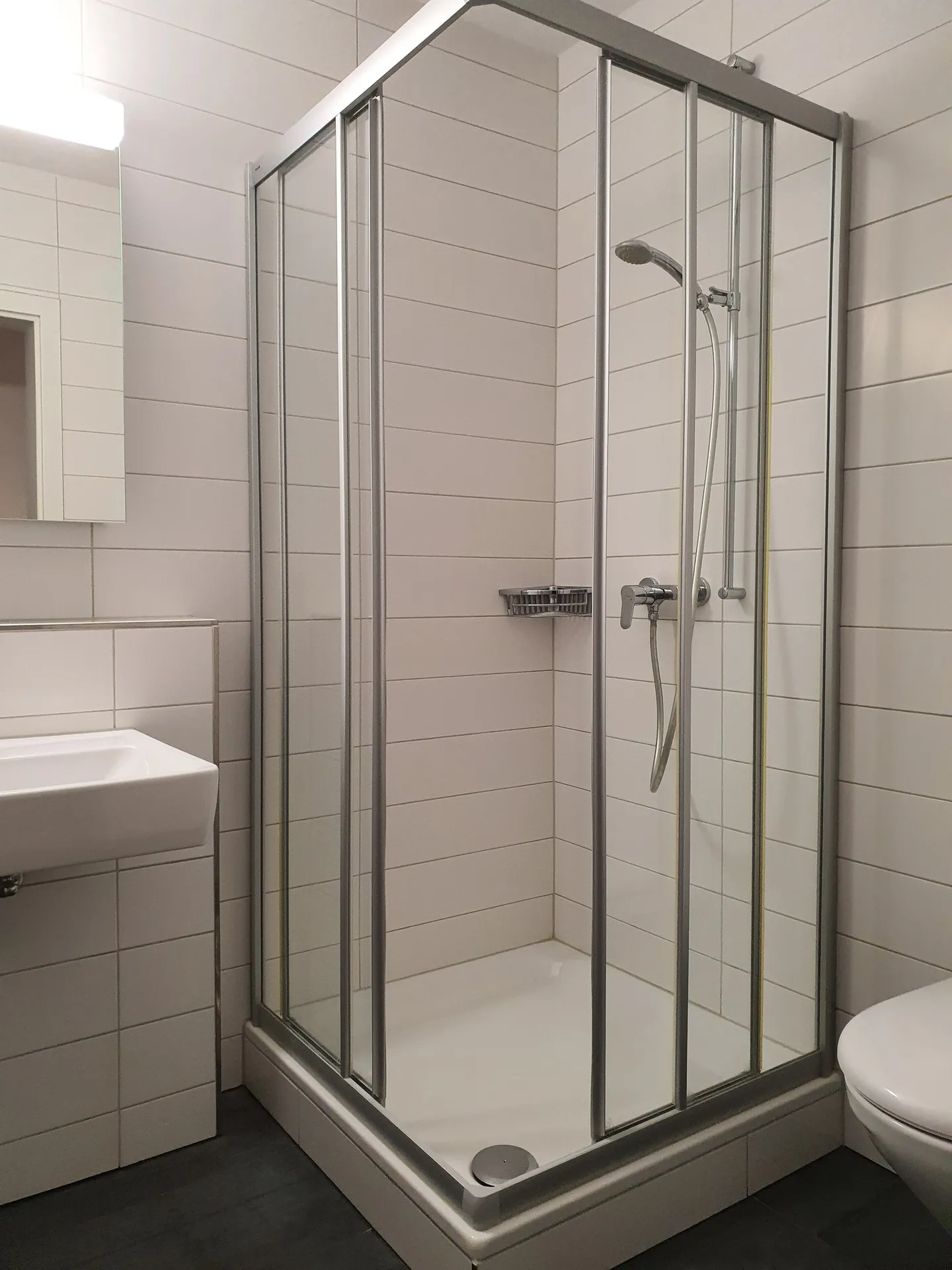 Appartement lumineux de 4,5 pièces au 2ème étage - Photo 5 sur 9