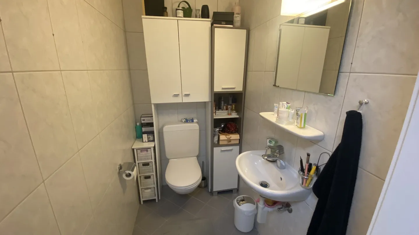 Appartement Moderne Près du Centre - Photo 4 sur 5