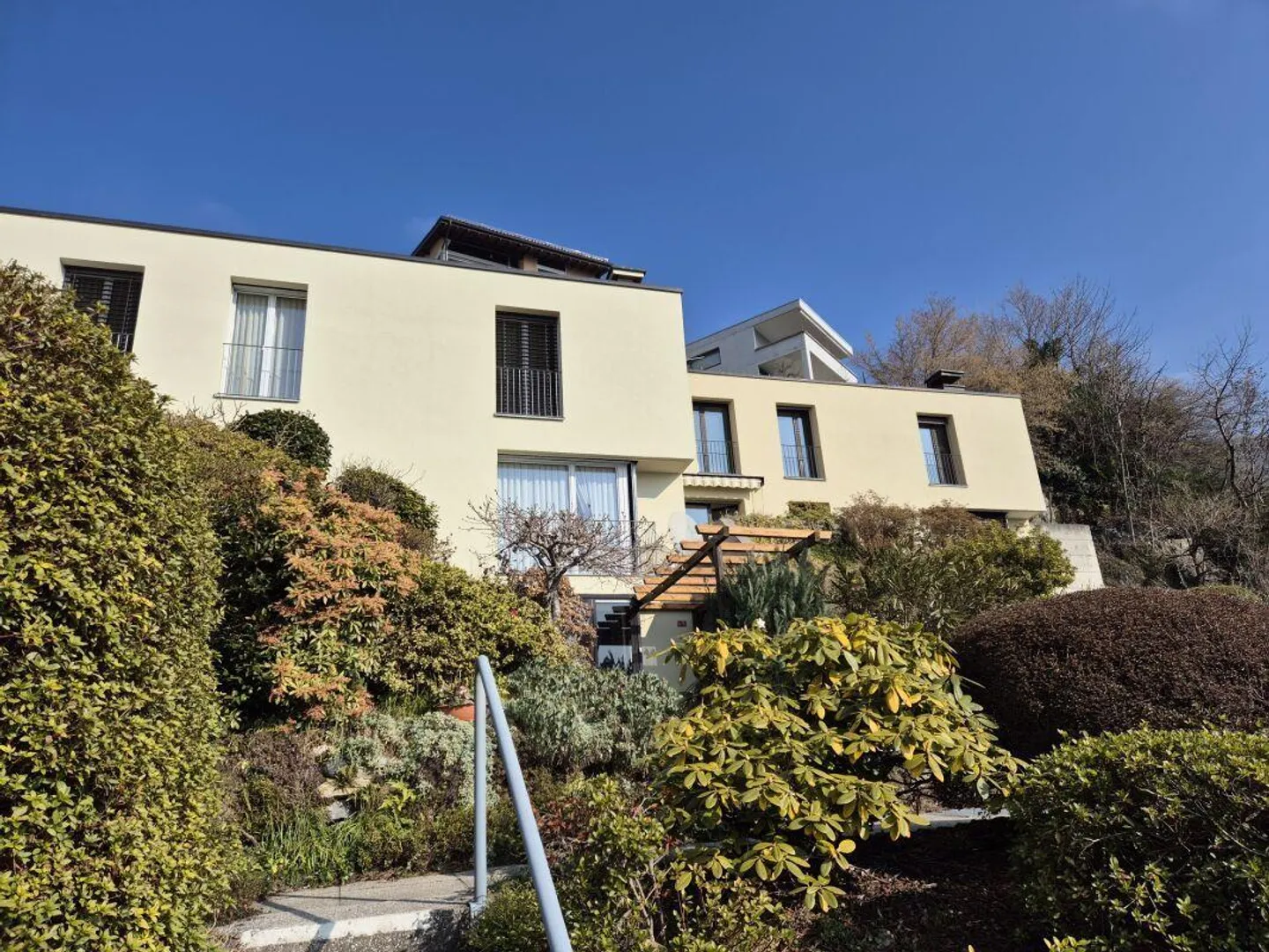 Single-family house with 4.5 rooms and 1 covered parking space | 4.5-room house - Photo 3 of 15