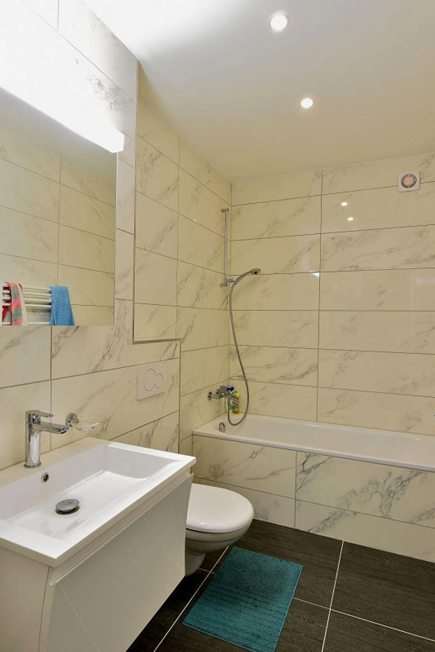 Moderne Wohnung mit guter Anbindung - Foto 7 von 7