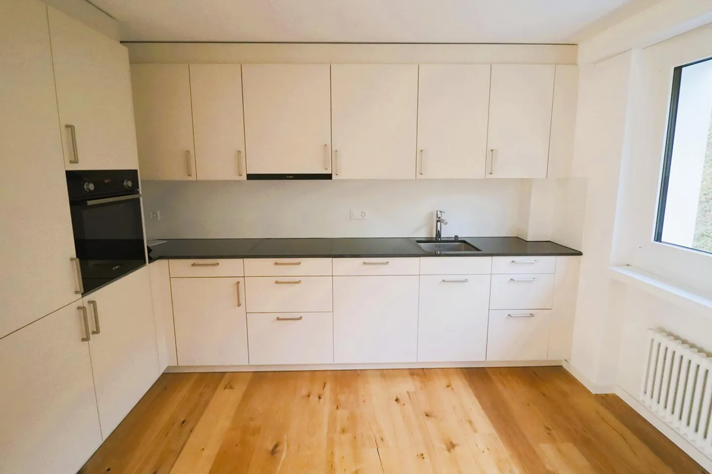 4.5 Room Apartment Above the Rooftops of Speicher - Photo 1 of 9