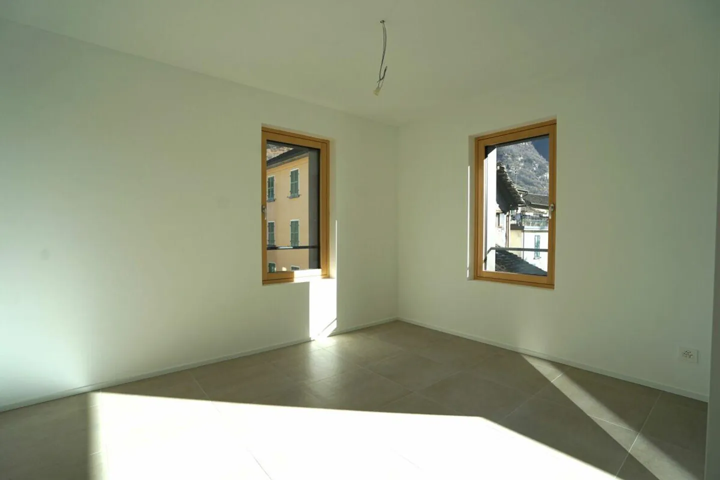 Neue 3,5-Zimmer-Wohnung im Zentrum - Foto 3 von 5