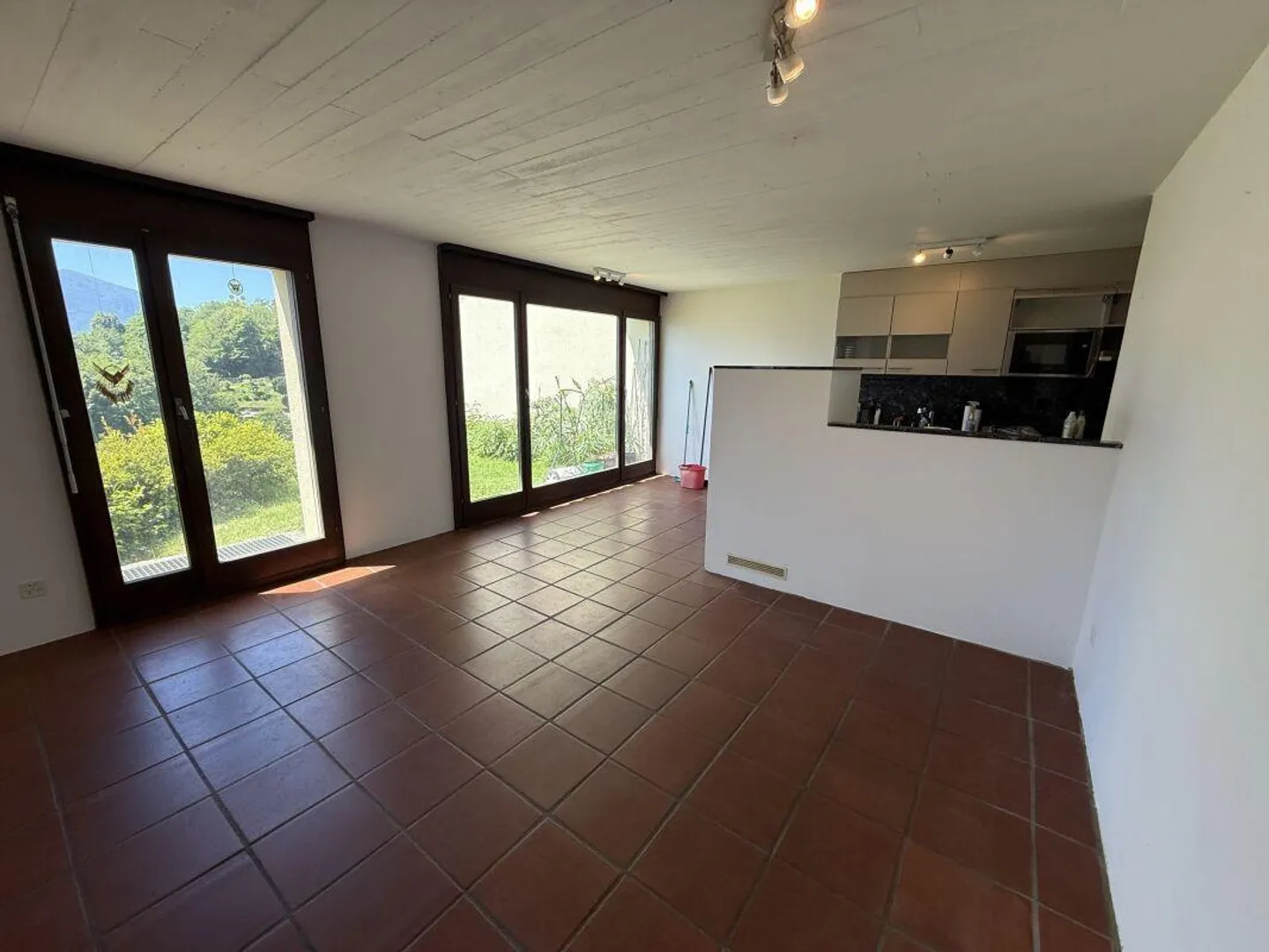 Single-family house with 4.5 rooms and 1 covered parking space | 4.5-room house - Photo 4 of 15