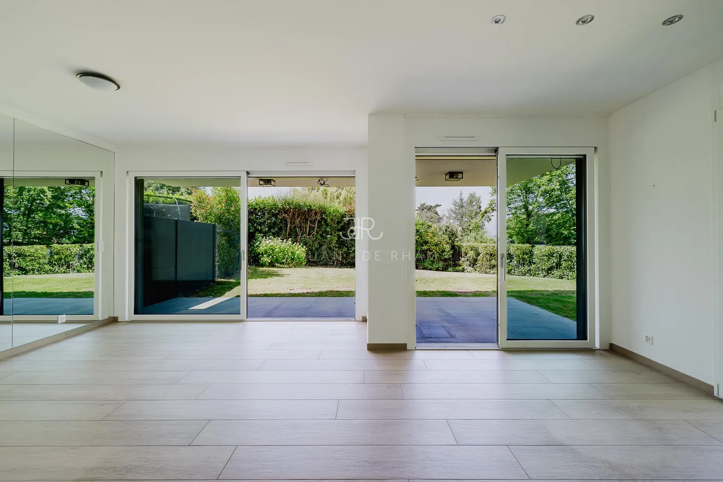 New Villas Near Lake in Anières - Photo 4 of 14