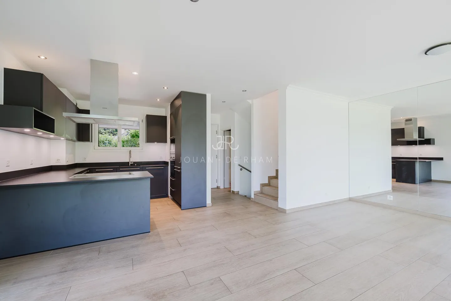 New Villas Near Lake in Anières - Photo 6 of 14