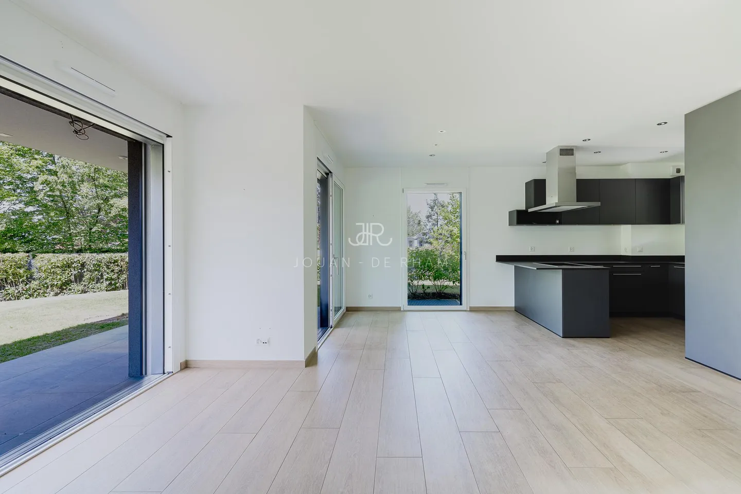 New Villas Near Lake in Anières - Photo 7 of 14