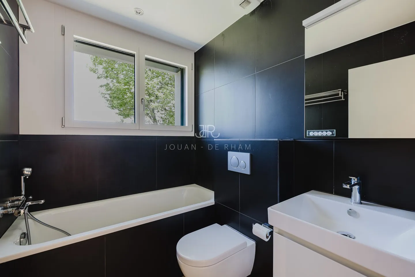 New Villas Near Lake in Anières - Photo 12 of 14