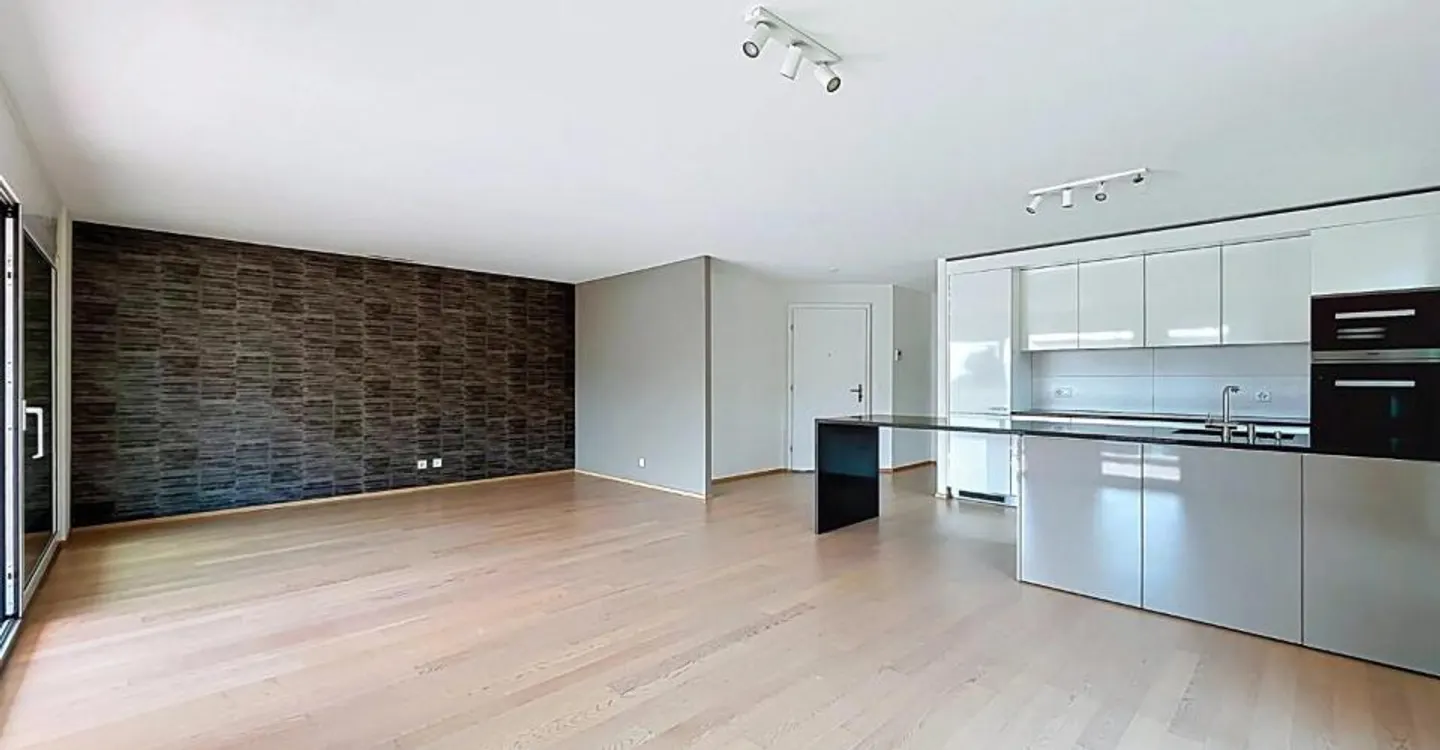 Élégant 4,5 pcs de standing avec terrasse de 28 m² - Photo 1 sur 13