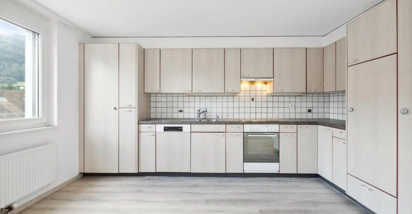 Appartement lumineux 4 pièces à Moutier - Photo 4 sur 7