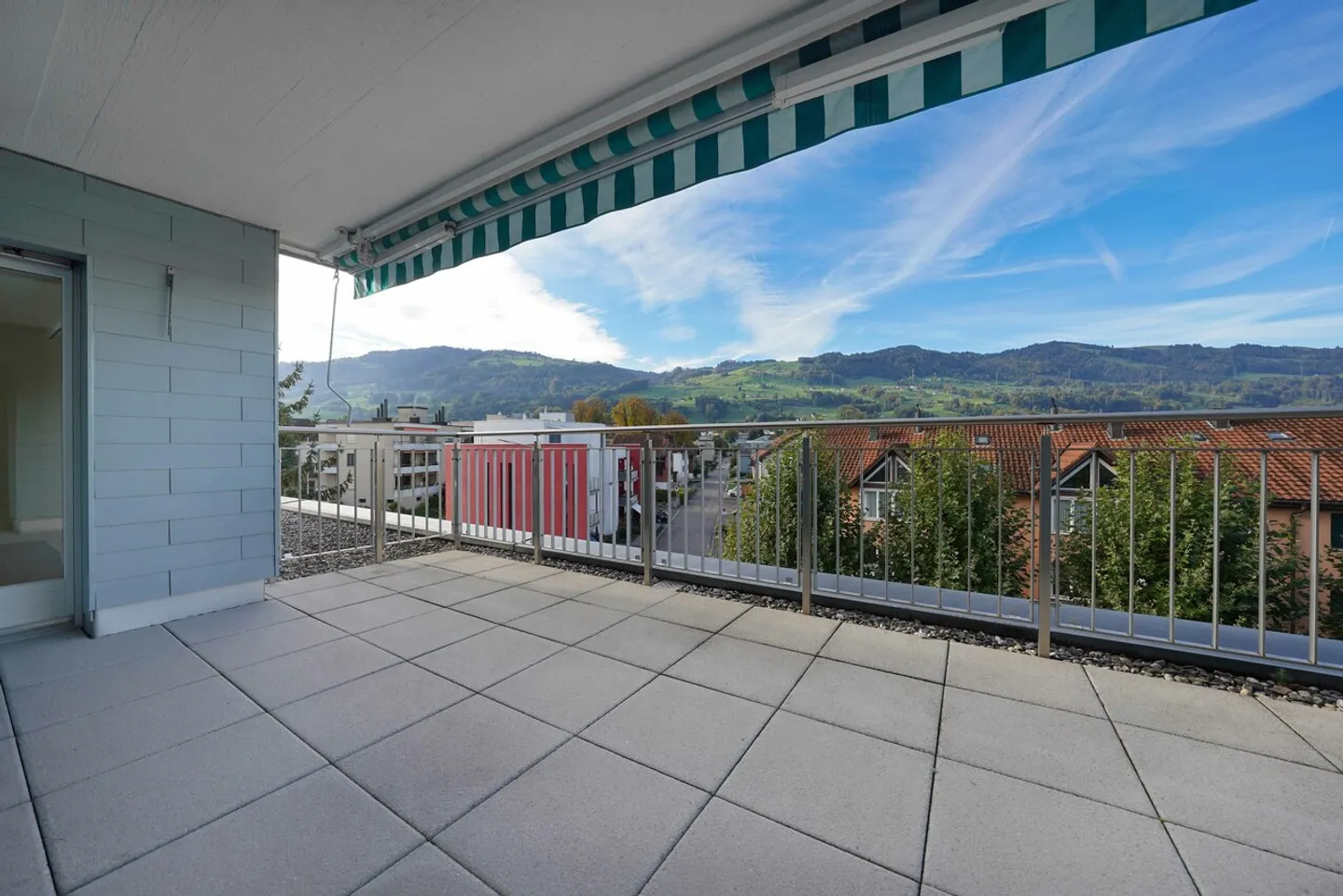 Living near the center - Photo 5 of 10