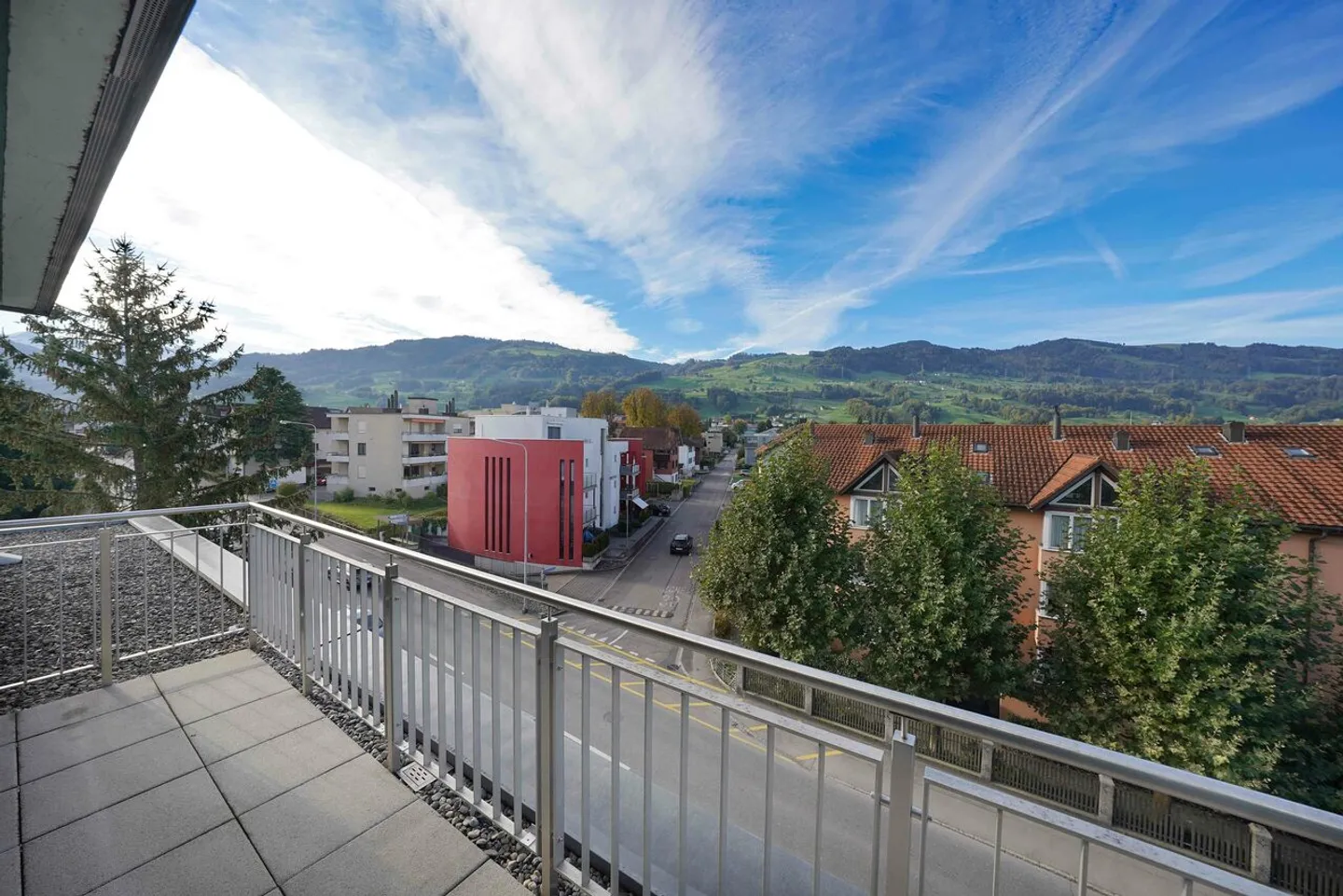 Living near the center - Photo 6 of 10