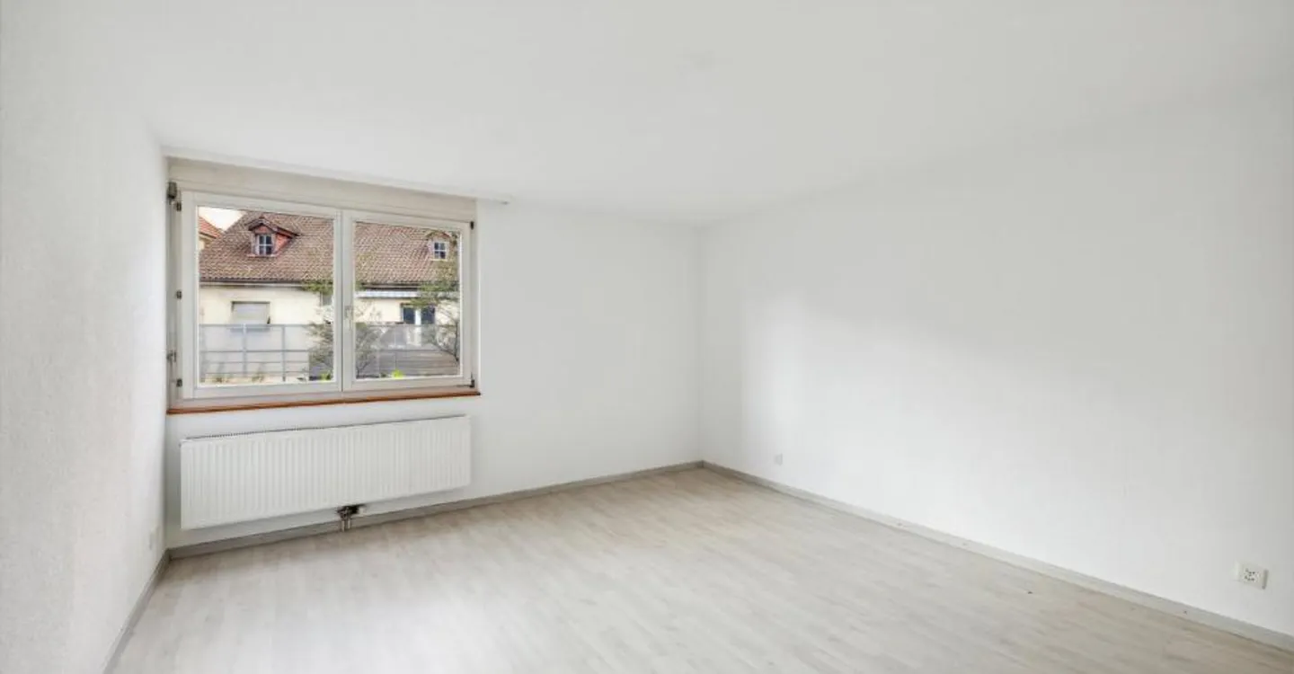 Appartement lumineux 4 pièces à Moutier - Photo 6 sur 7