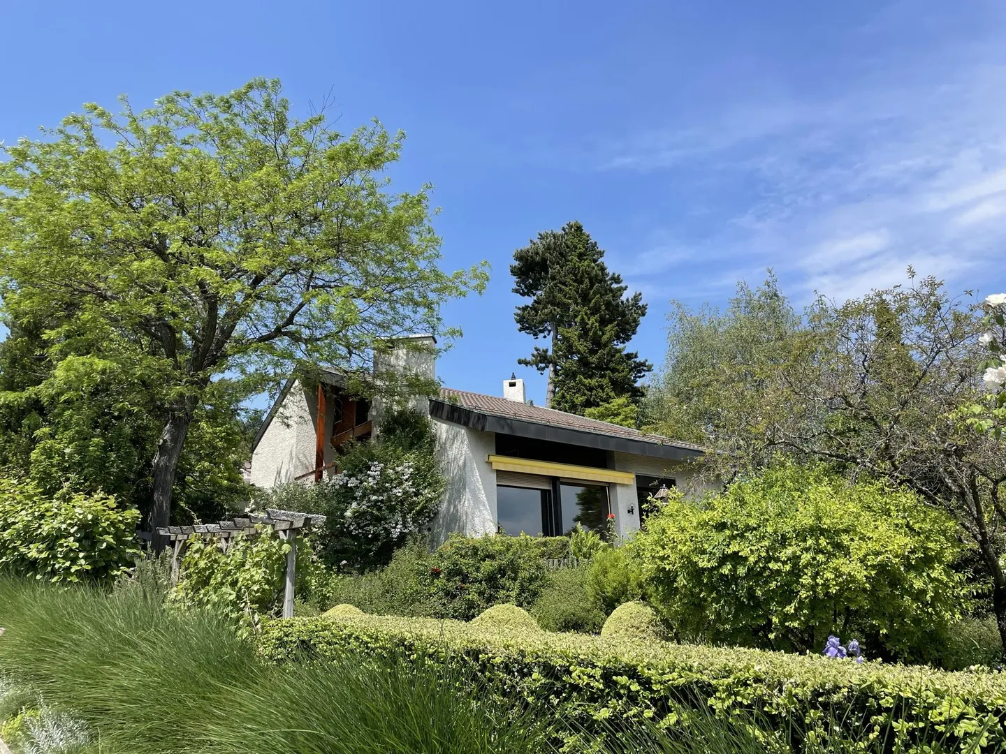 Magnifica villa indipendente con splendida vista sul lago a Féchy - Foto 4 di 19