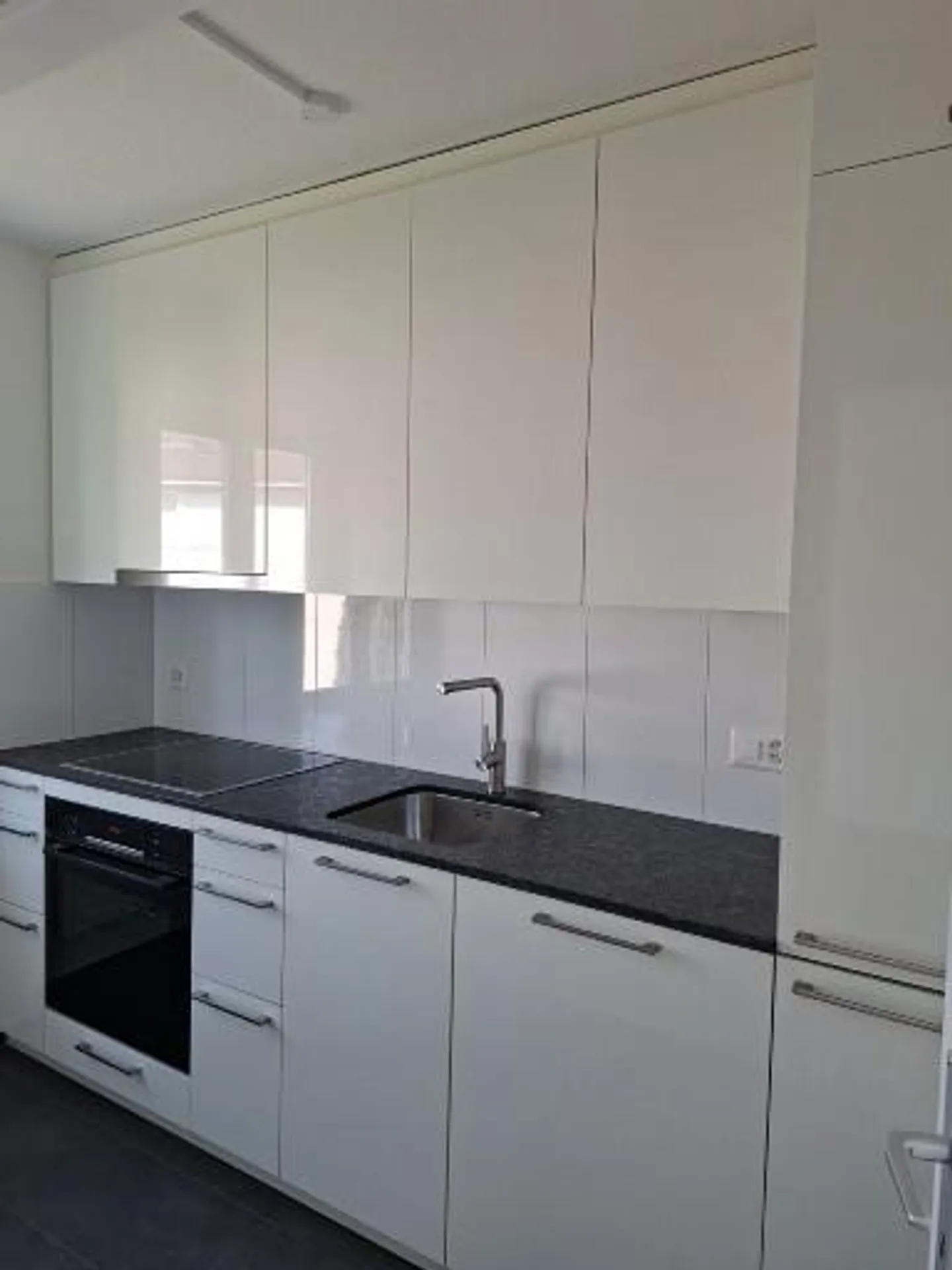 Renovierte Wohnung Nähe See - Foto 3 von 9
