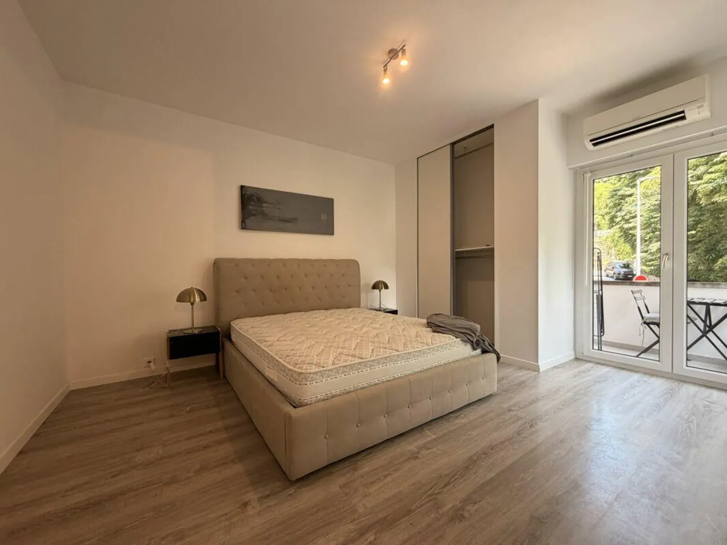 LUGANO | 92 m2 | 2.5 FURNISHED | NEXT TO VILLA SASSA and CIVIC HOSPITAL - Photo 11 of 14