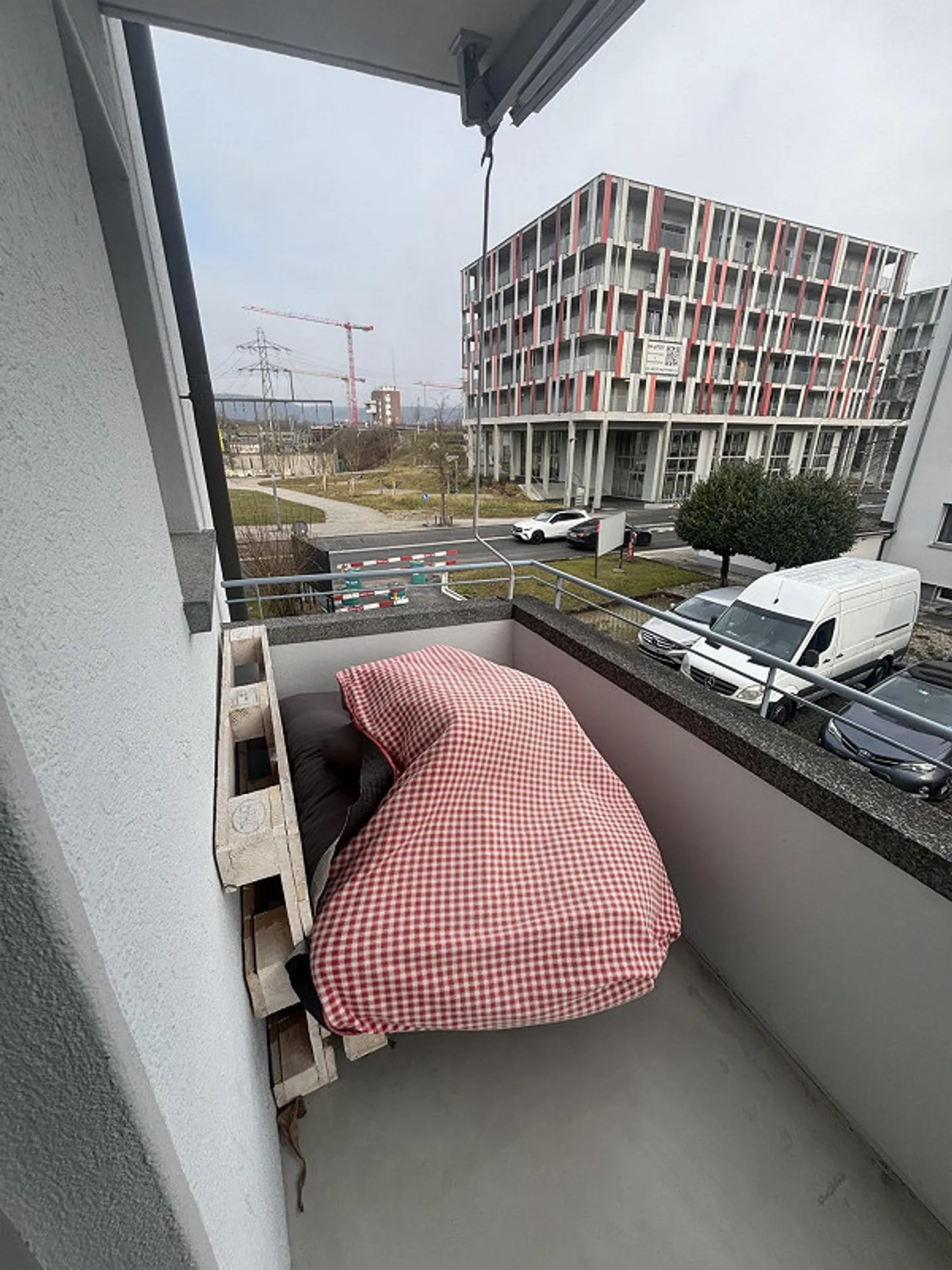 Cercasi subentrante - appartamento tranquillo a Muttenz - Foto 11 di 12