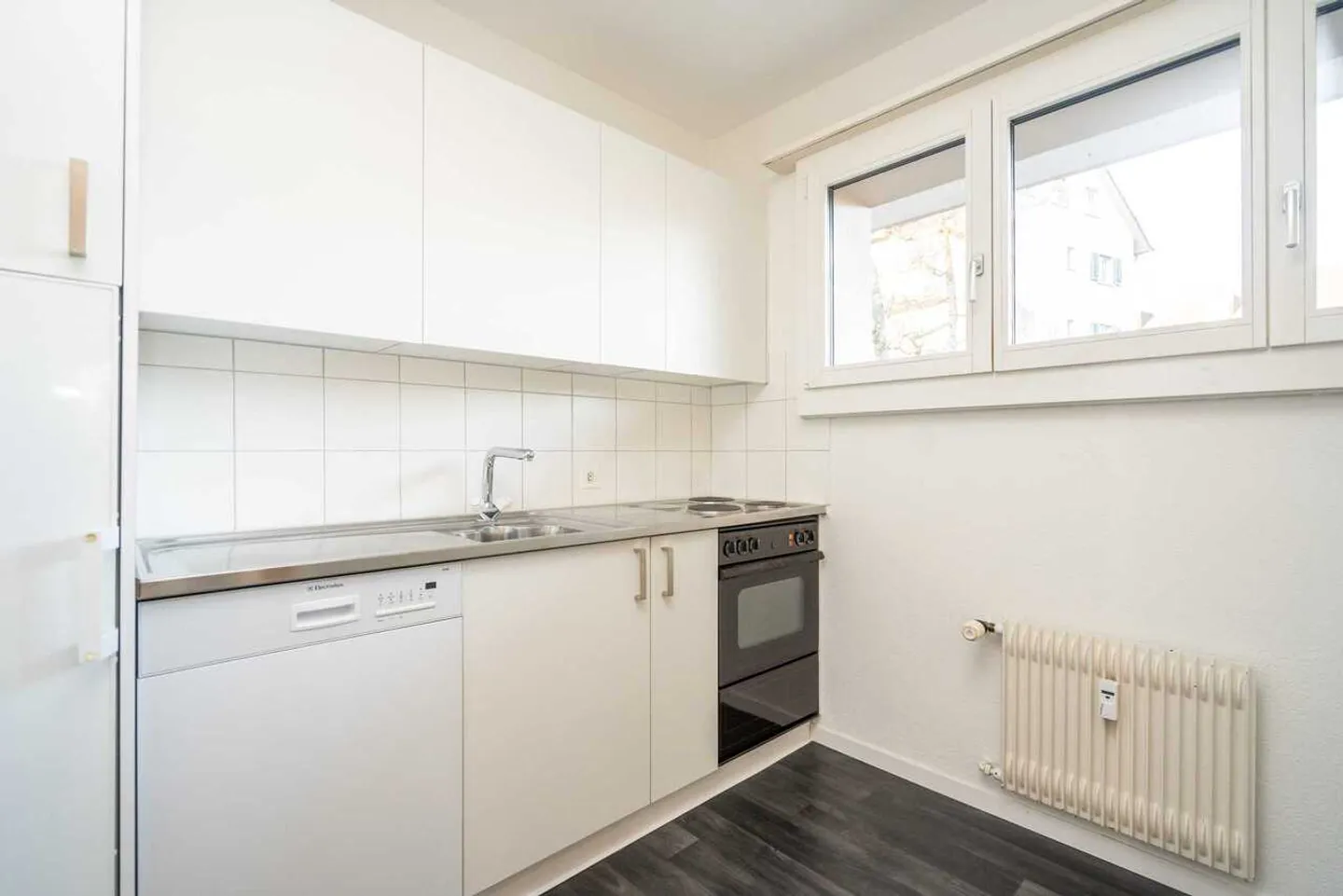 Multi-family house with 10 units in Bern-Tiefenau, quiet - Photo 10 of 13