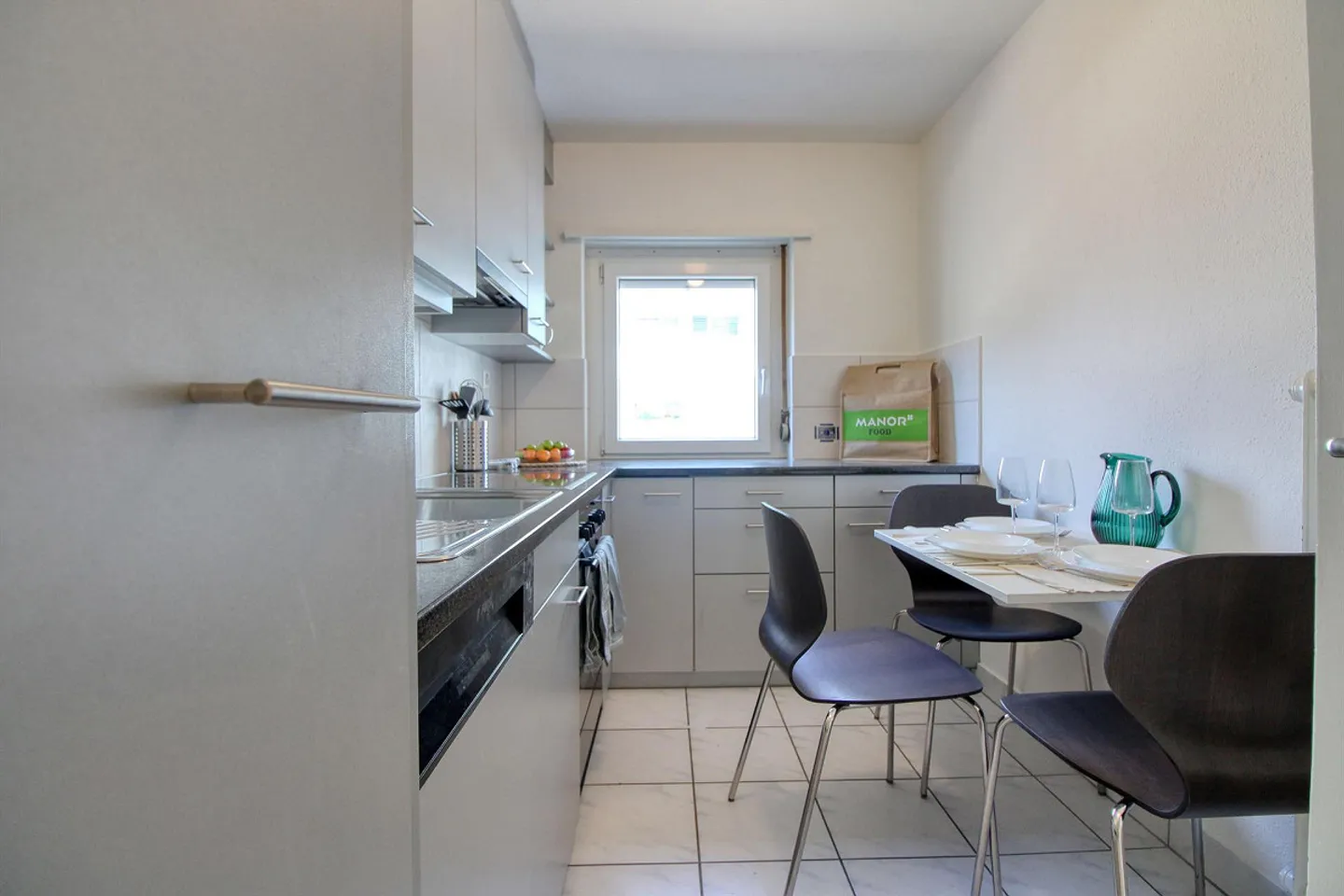 Furnished room in modernized apartment in top location - Photo 12 of 15