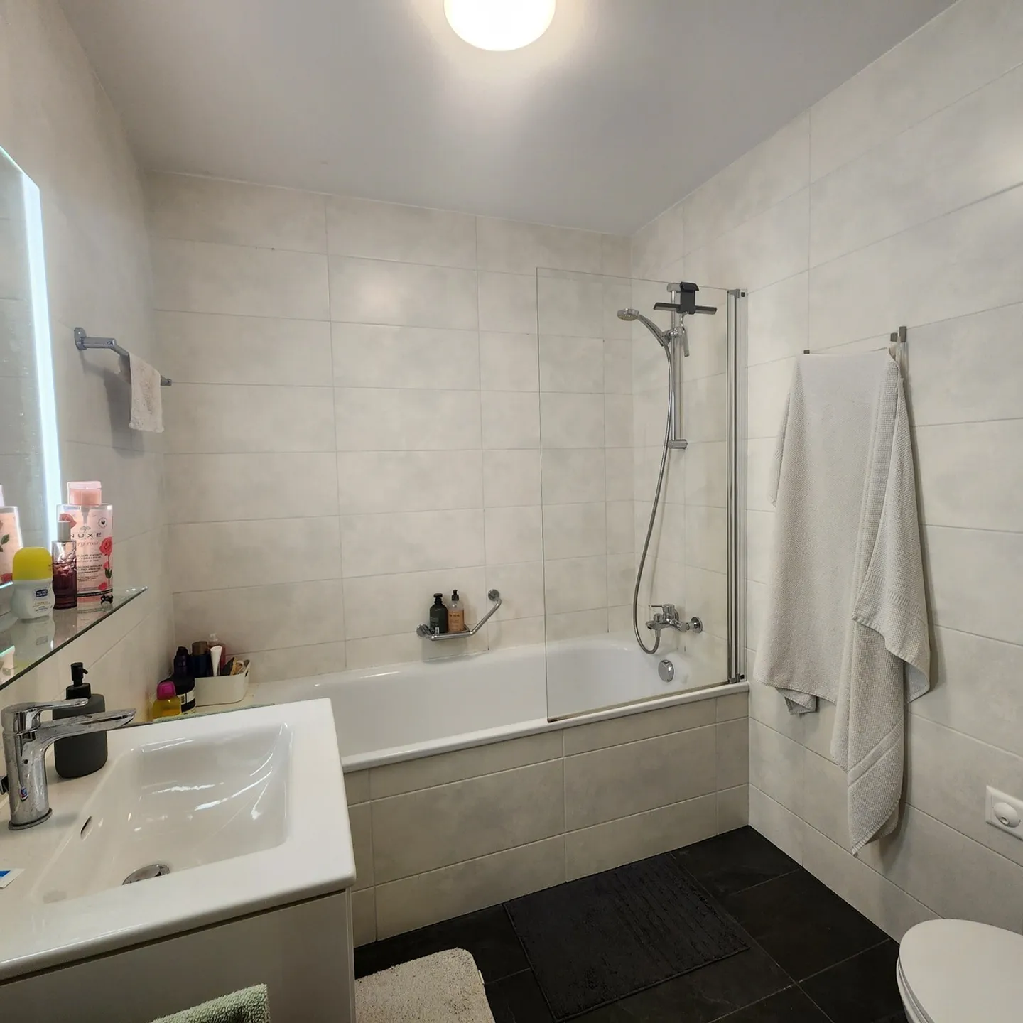 Rare opportunity in the Holy Land with this magnificent 3.5-room apartment - Photo 7 of 10