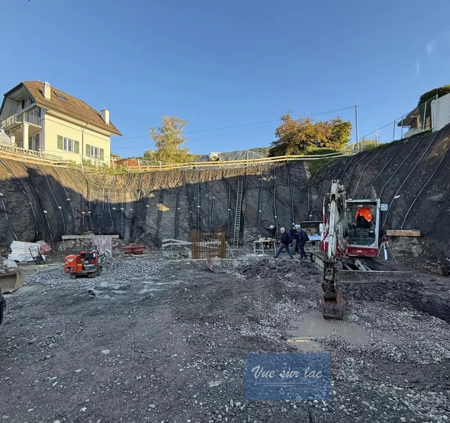 APPARTAMENTO DI LUSSO CON VISTA IMPAREGGIABILE SUL LAGO - Foto 10 di 13