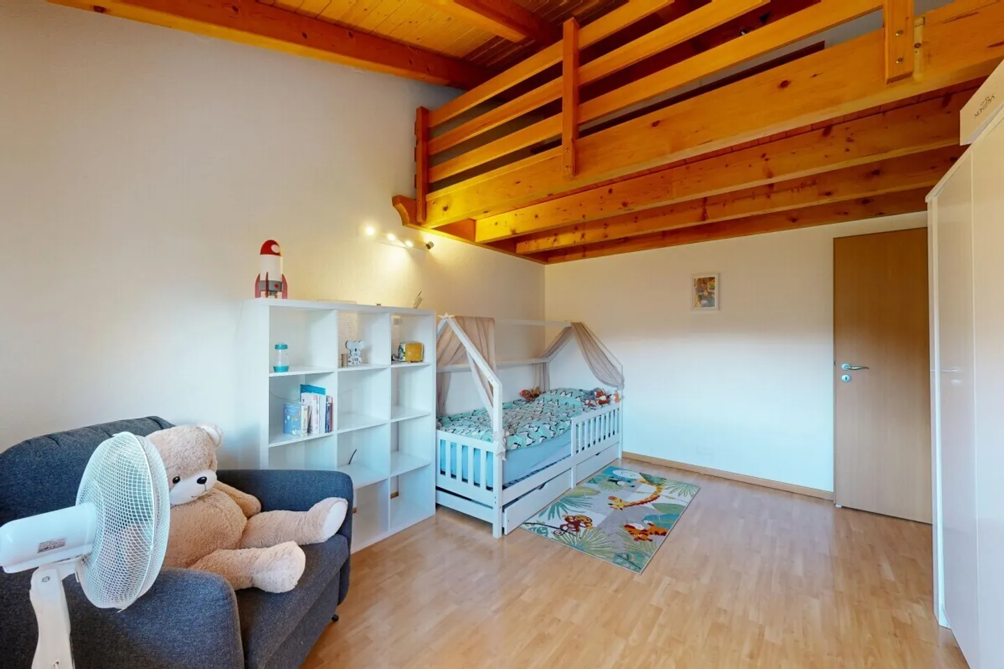 Geräumiges Einfamilienhaus - Foto 10 von 12