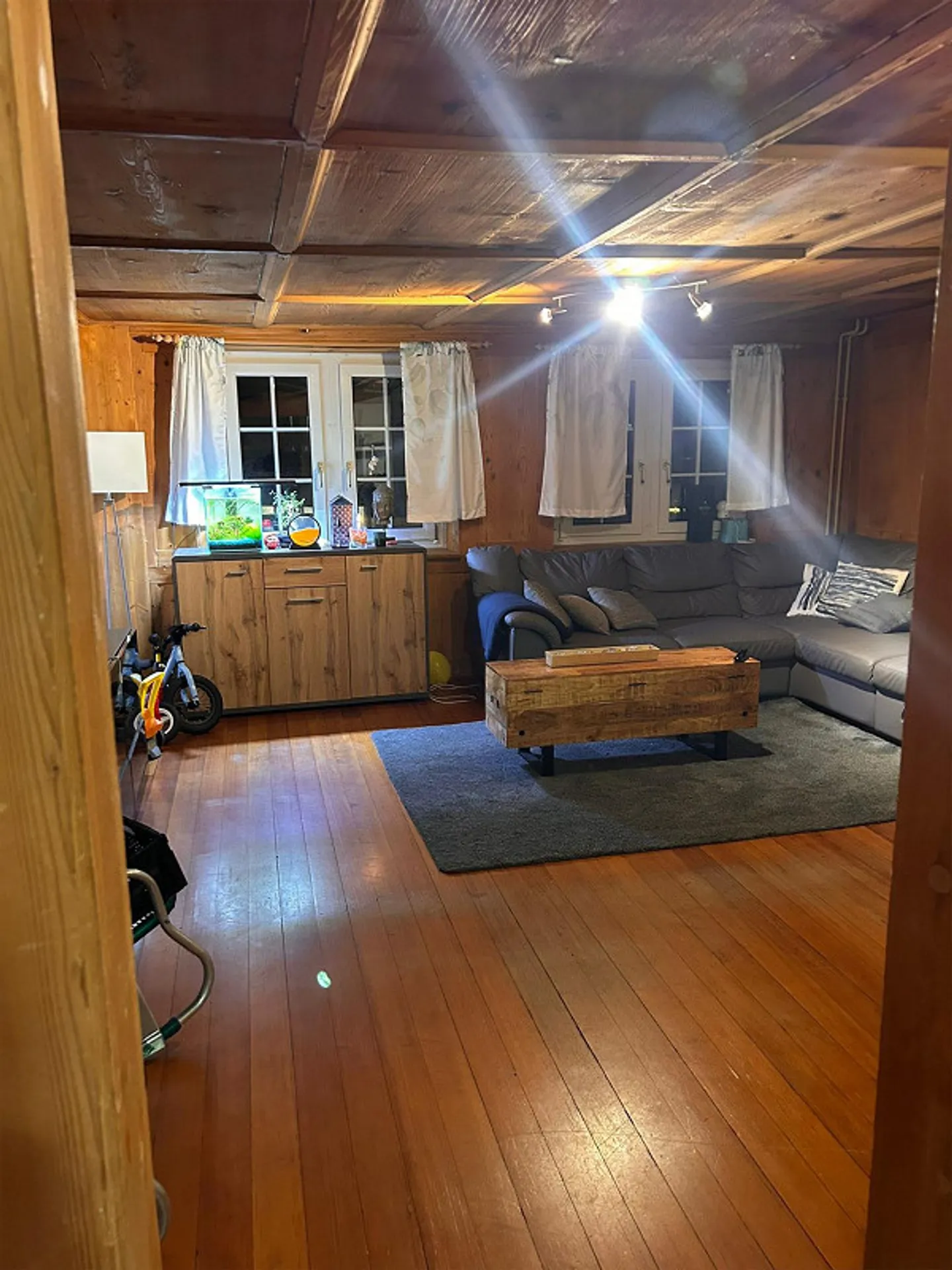 Appartement spacieux de 5,5 pièces - Photo 3 sur 9